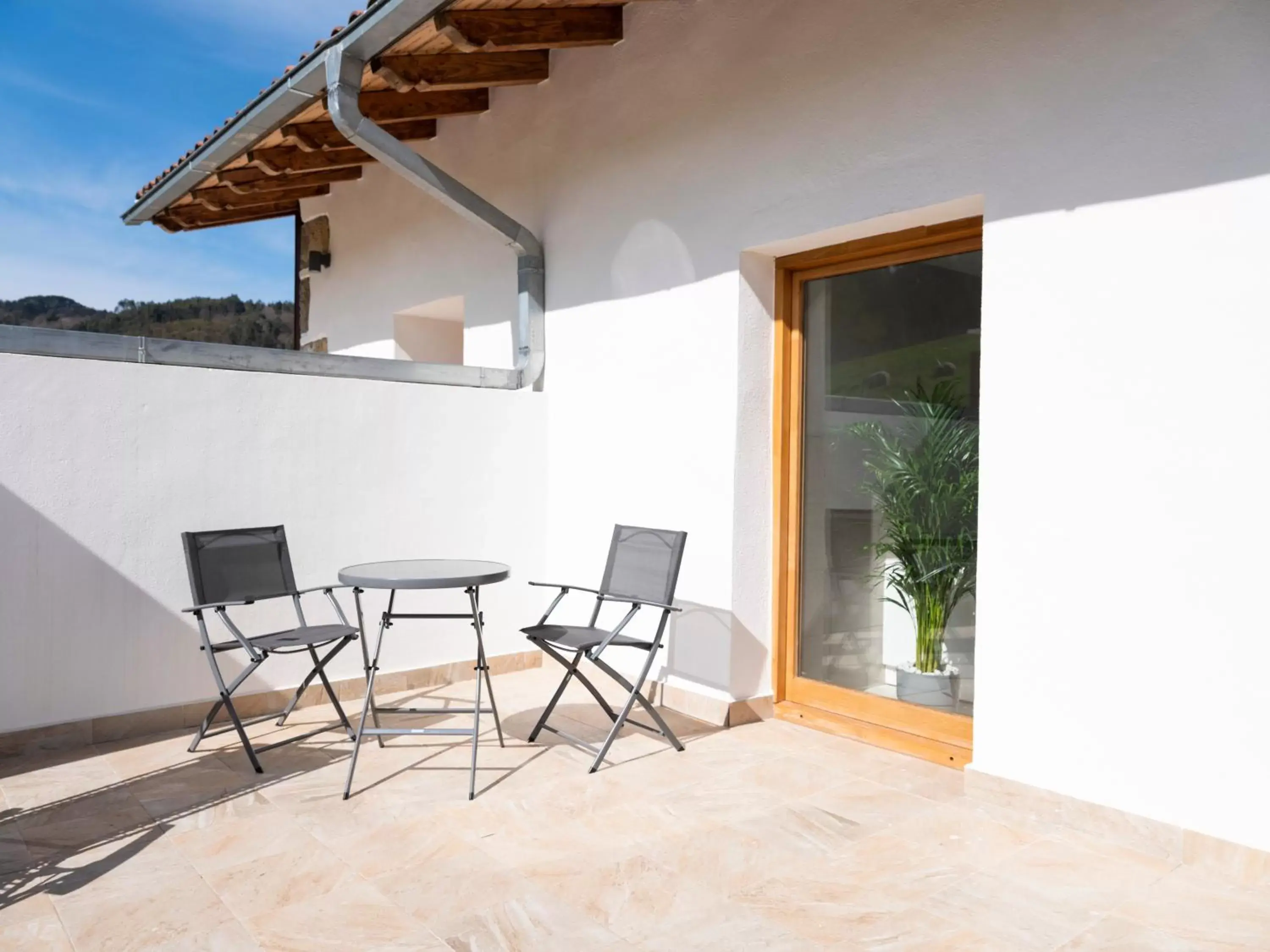 Superior King Room in Hotel Nafarrola - Gastronomy & Wine Superior King Room in Hotel Nafarrola - Gastronomy & Wine