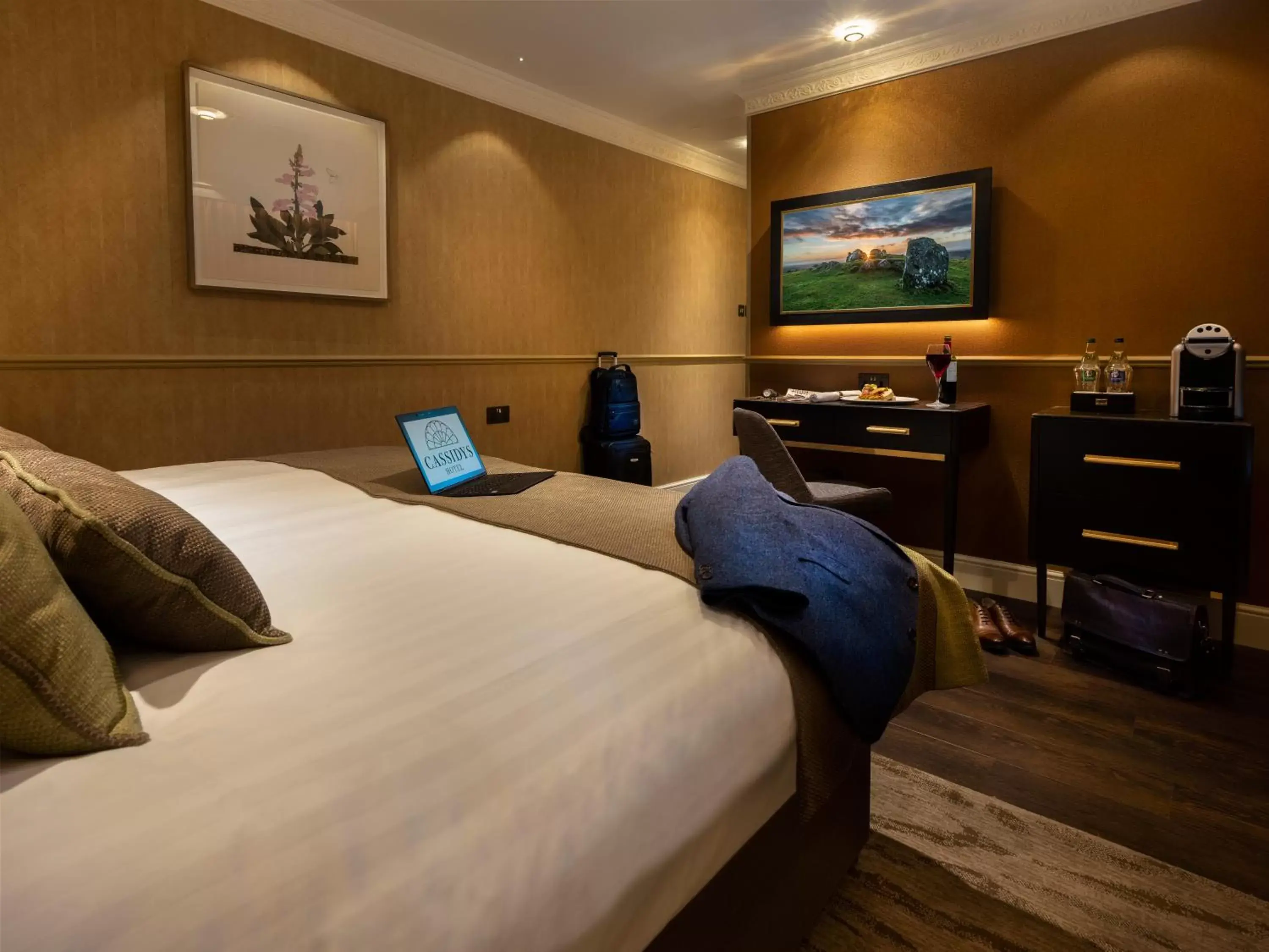 Double Room - single occupancy in Cassidys Hotel Double Room - single occupancy in Cassidys Hotel