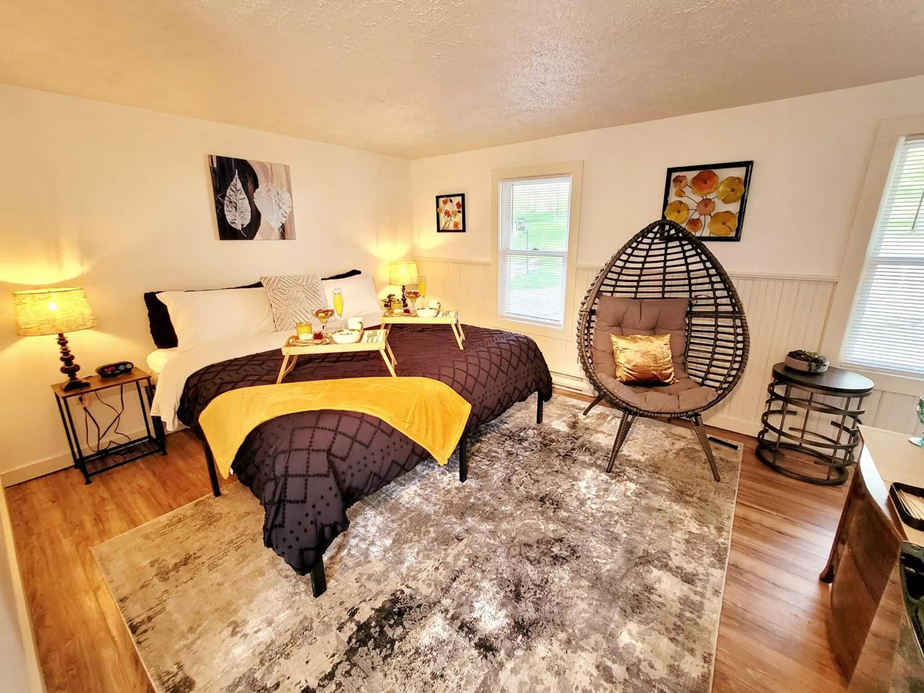 Deluxe King Suite in Pump House Inn & Spa Deluxe King Suite in Pump House Inn & Spa