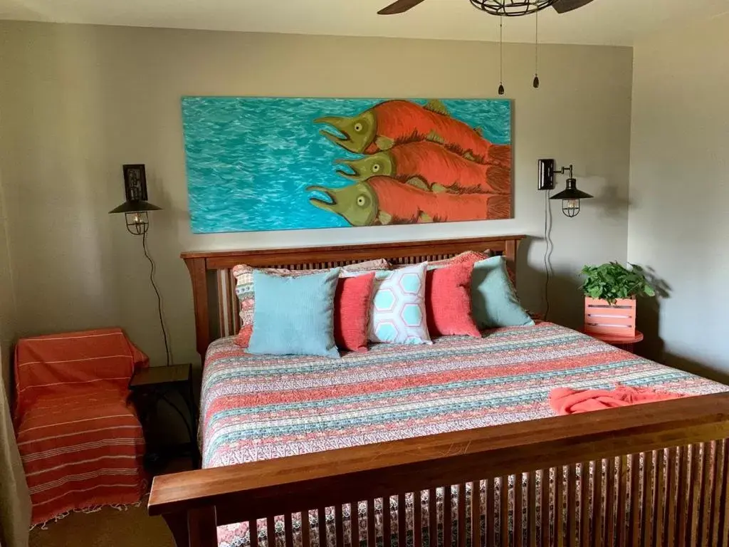 Two-Bedroom Suite in Clam Gulch Lodge Two-Bedroom Suite in Clam Gulch Lodge