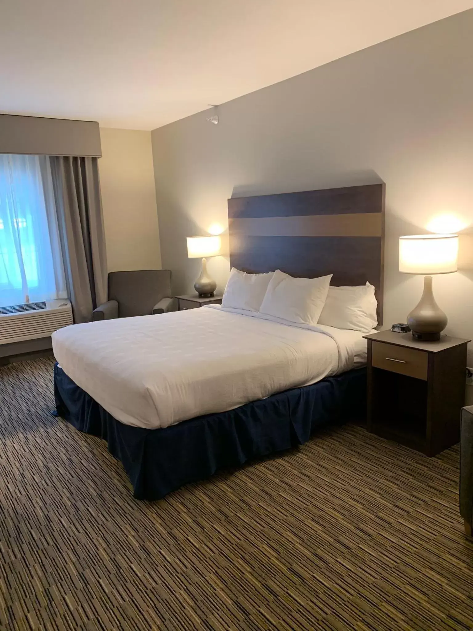 Deluxe Suite in GrandStay Hotel & Suites Deluxe Suite in GrandStay Hotel & Suites