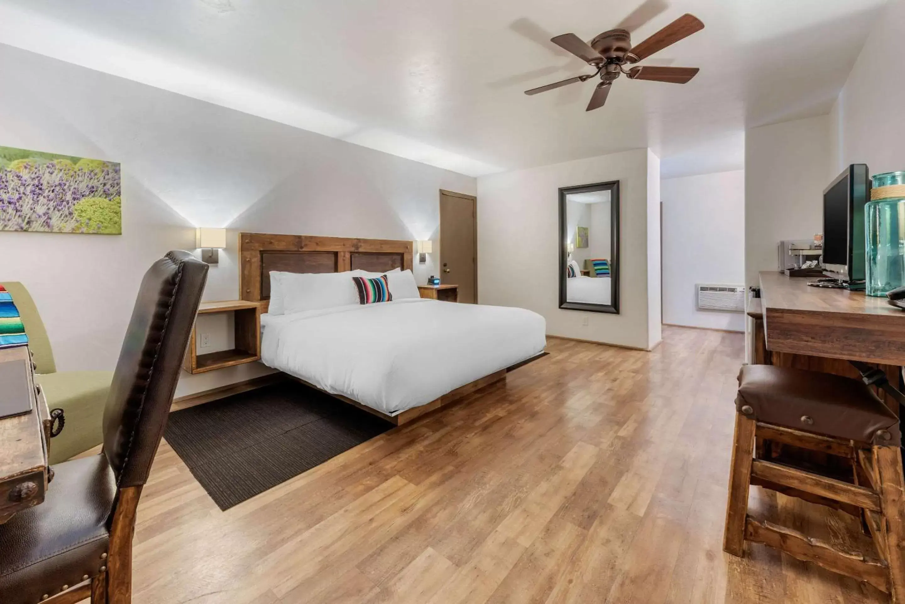 King Room - Non-Smoking in Hacienda de Leal - BW Signature Collection King Room - Non-Smoking in Hacienda de Leal - BW Signature Collection