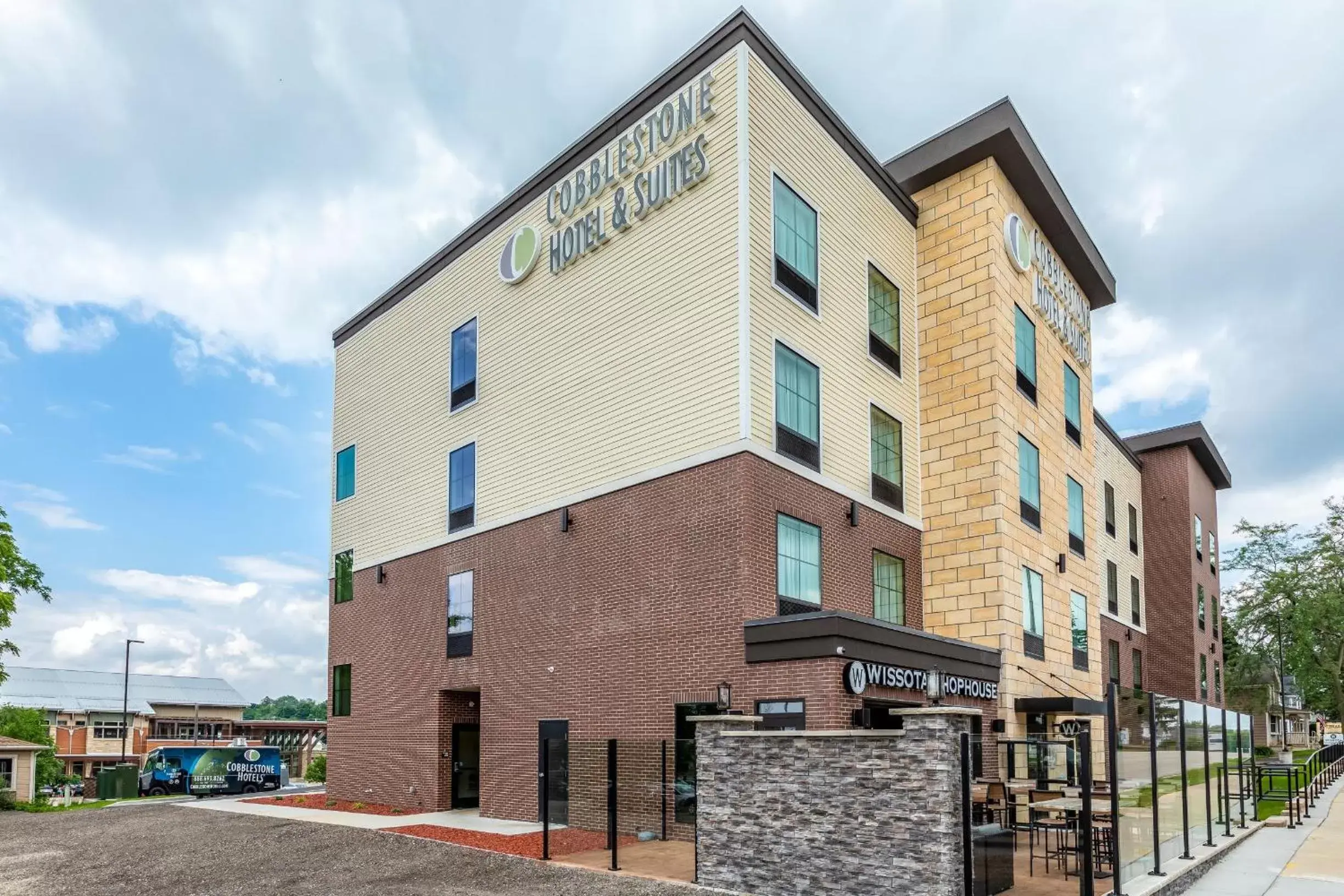 Cobblestone Hotel & Suites Hartford Cobblestone Hotel & Suites Hartford