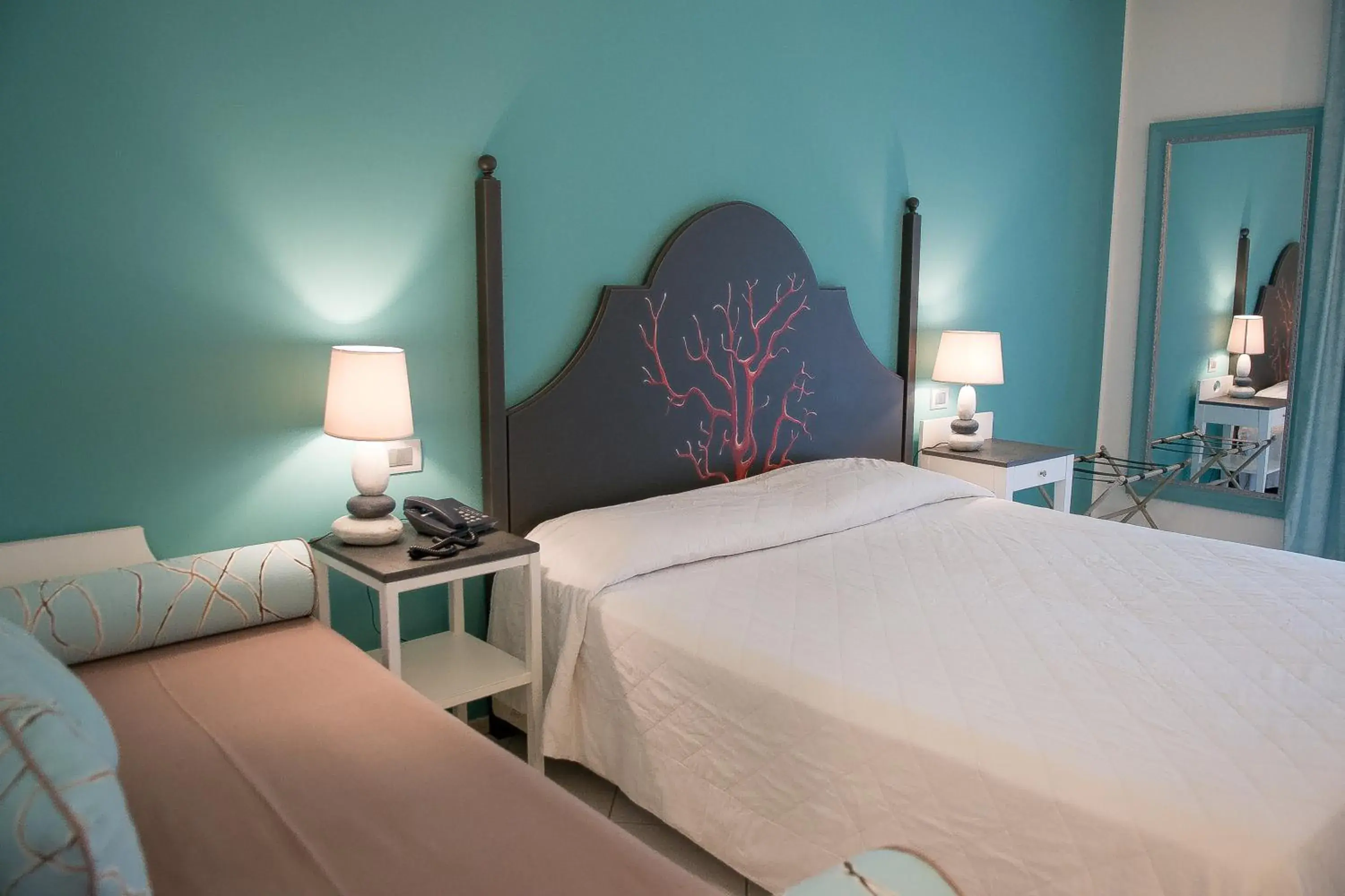 Classic Triple Room in Hotel Cutimare - Aeolian Charme Classic Triple Room in Hotel Cutimare - Aeolian Charme