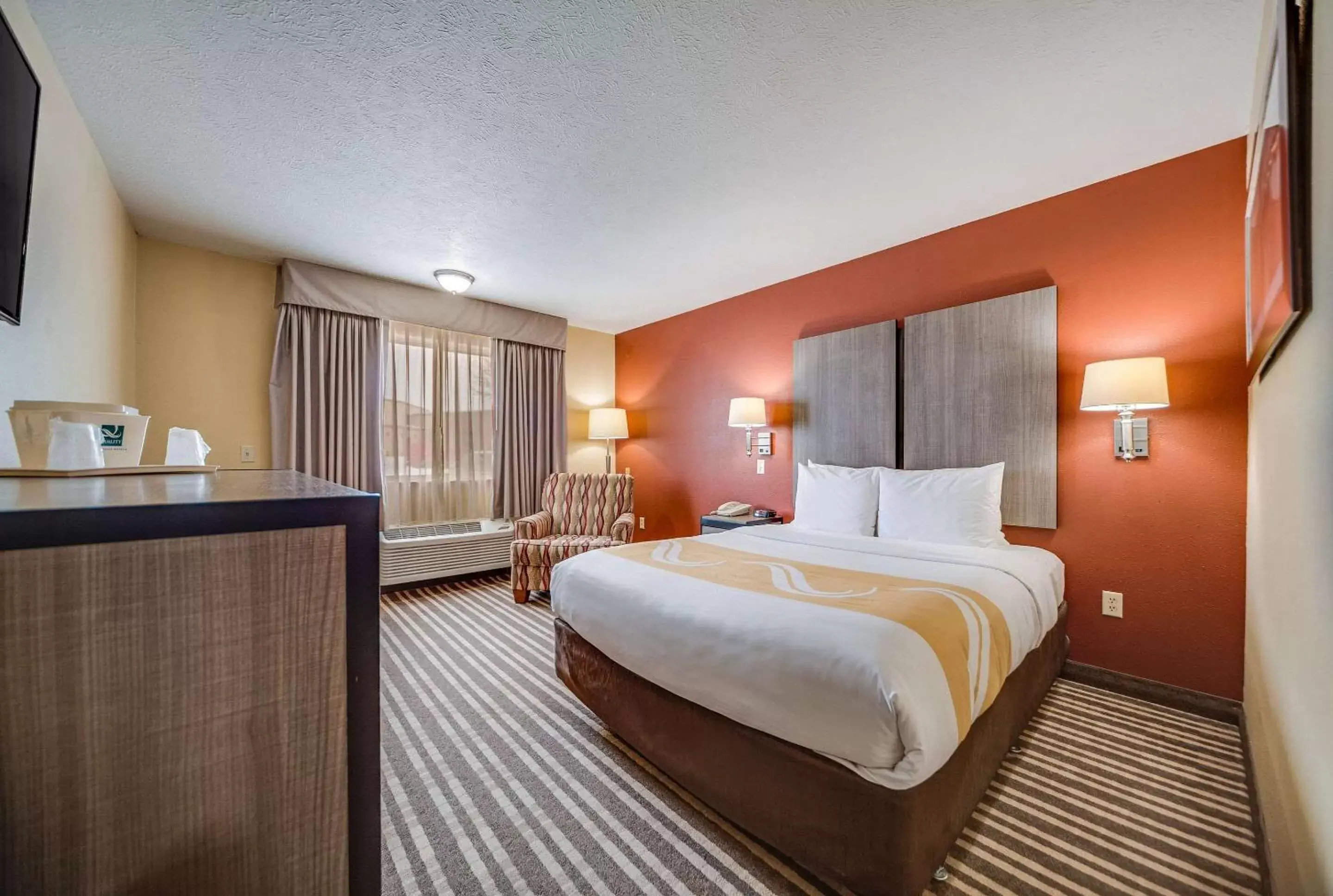 Queen Room - Accessible/Nonsmoking in Quality Inn Hastings Queen Room - Accessible/Nonsmoking in Quality Inn Hastings