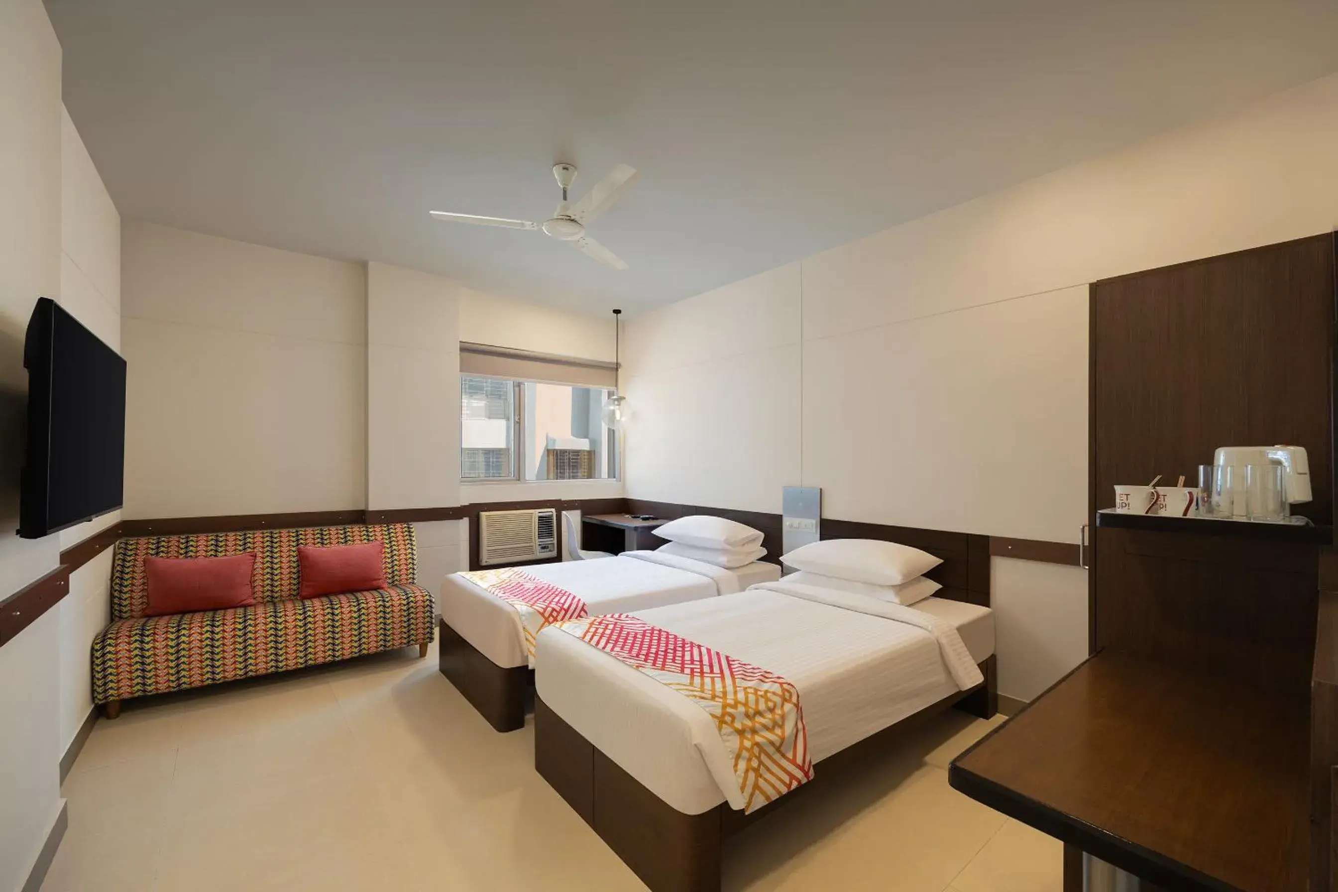 Twin Room - single occupancy in Ginger Mumbai Andheri (MIDC) Twin Room - single occupancy in Ginger Mumbai Andheri (MIDC)