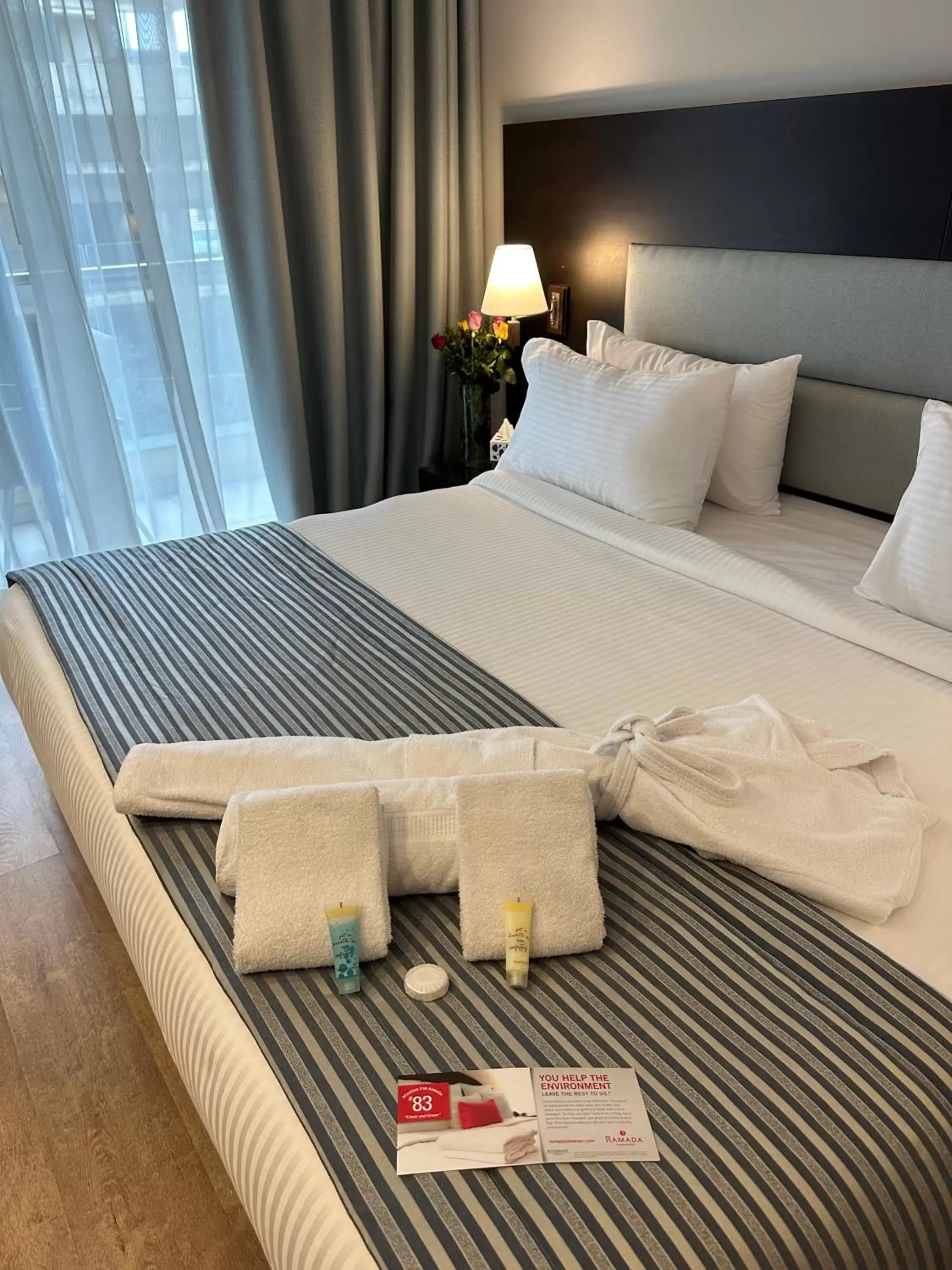 Standard King Room - Smoking in Ramada by Wyndham Downtown Beirut Standard King Room - Smoking in Ramada by Wyndham Downtown Beirut