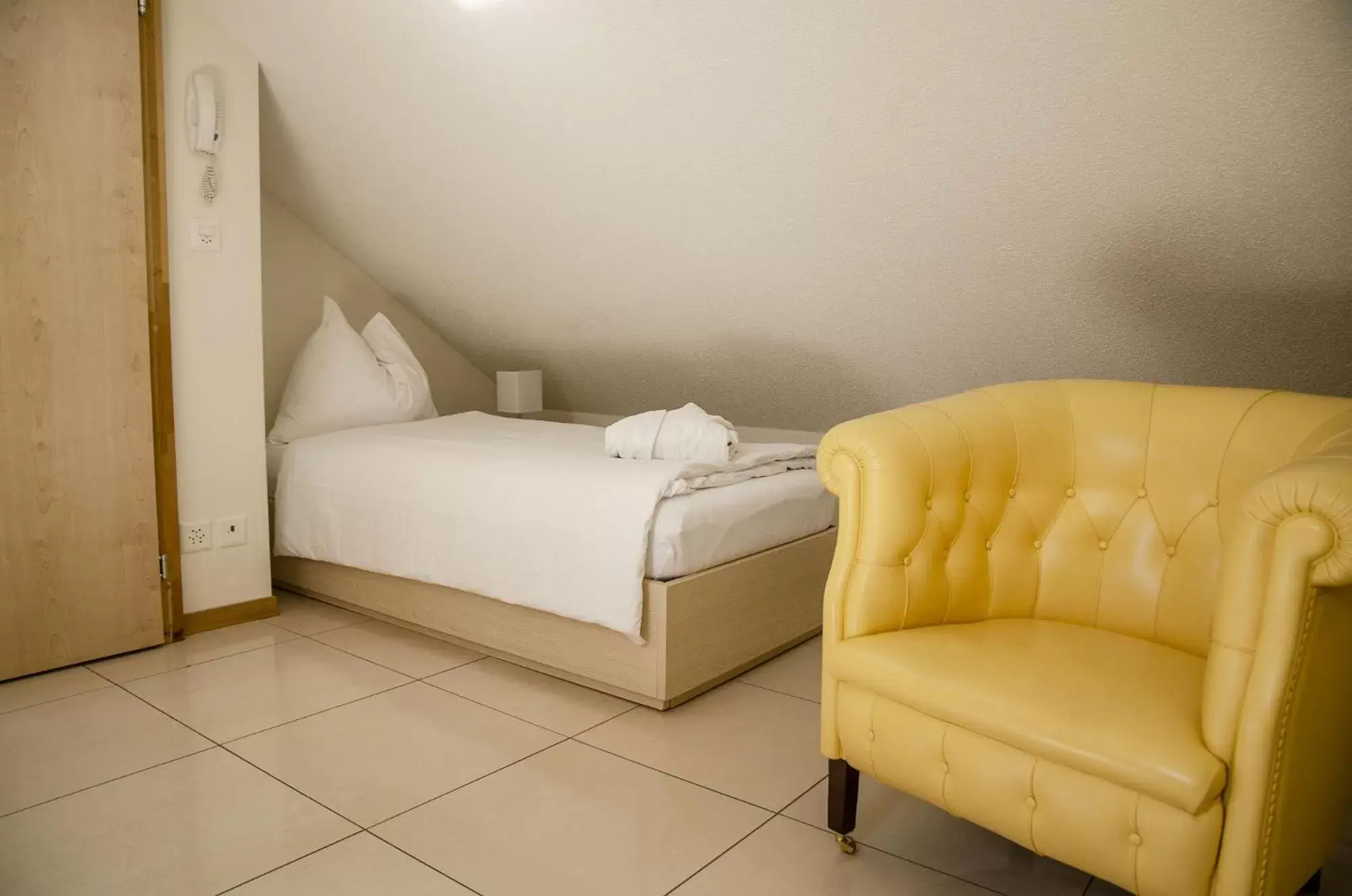 Suite (3 Adults) in Hotel du Faucon Suite (3 Adults) in Hotel du Faucon