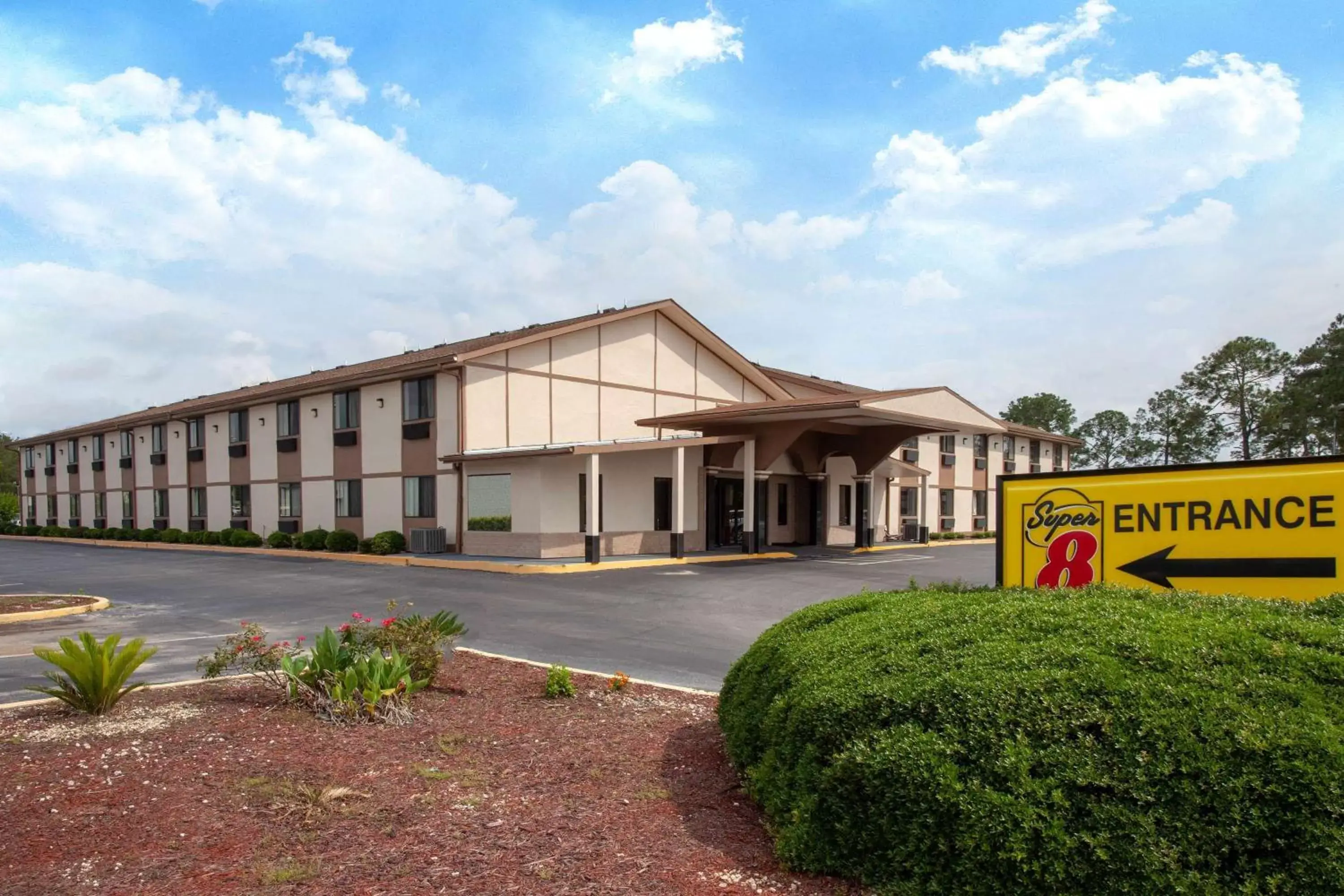 Super 8 by Wyndham Waycross GA Super 8 by Wyndham Waycross GA