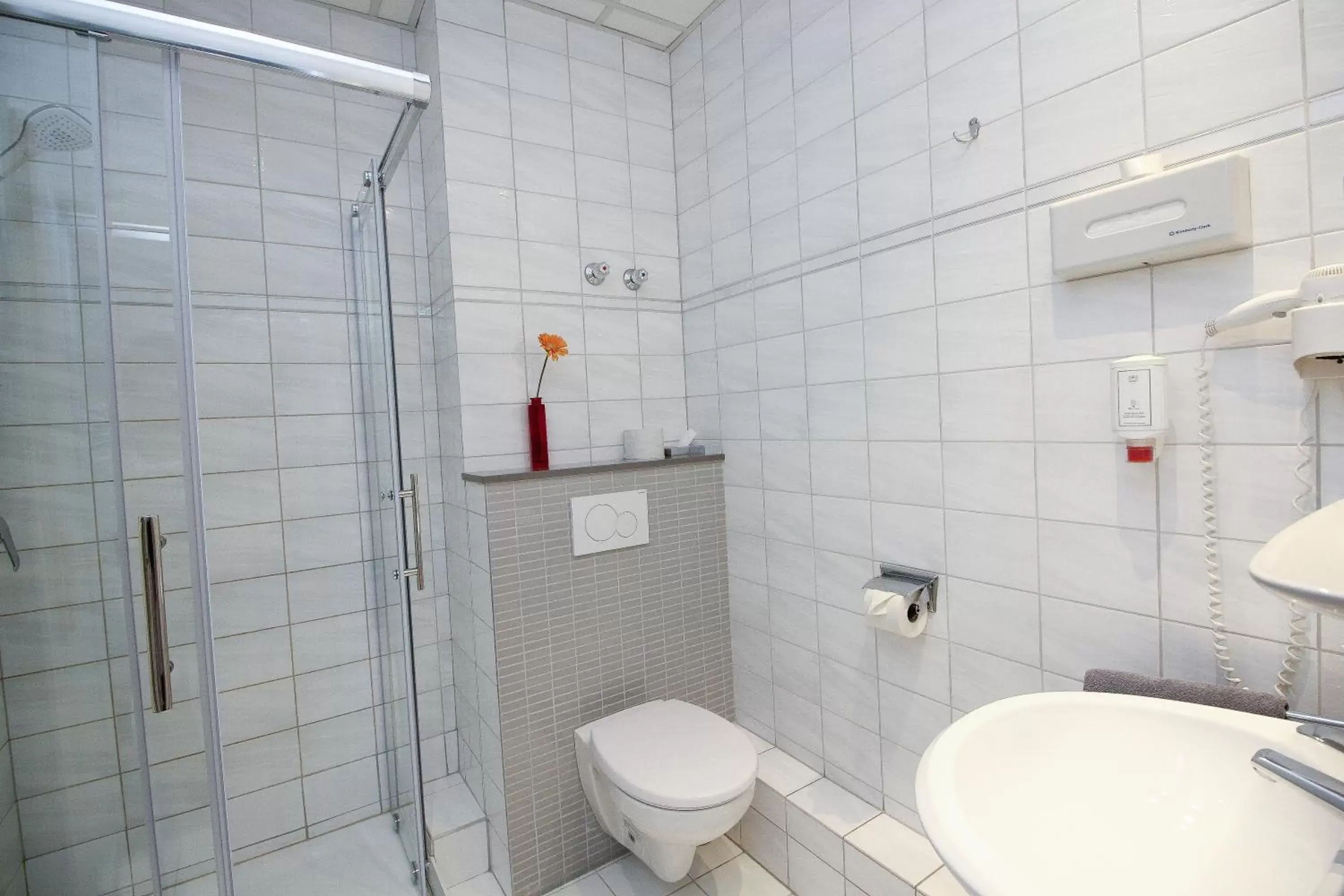 Standard Double Room in Hotel Berliner Ring Standard Double Room in Hotel Berliner Ring