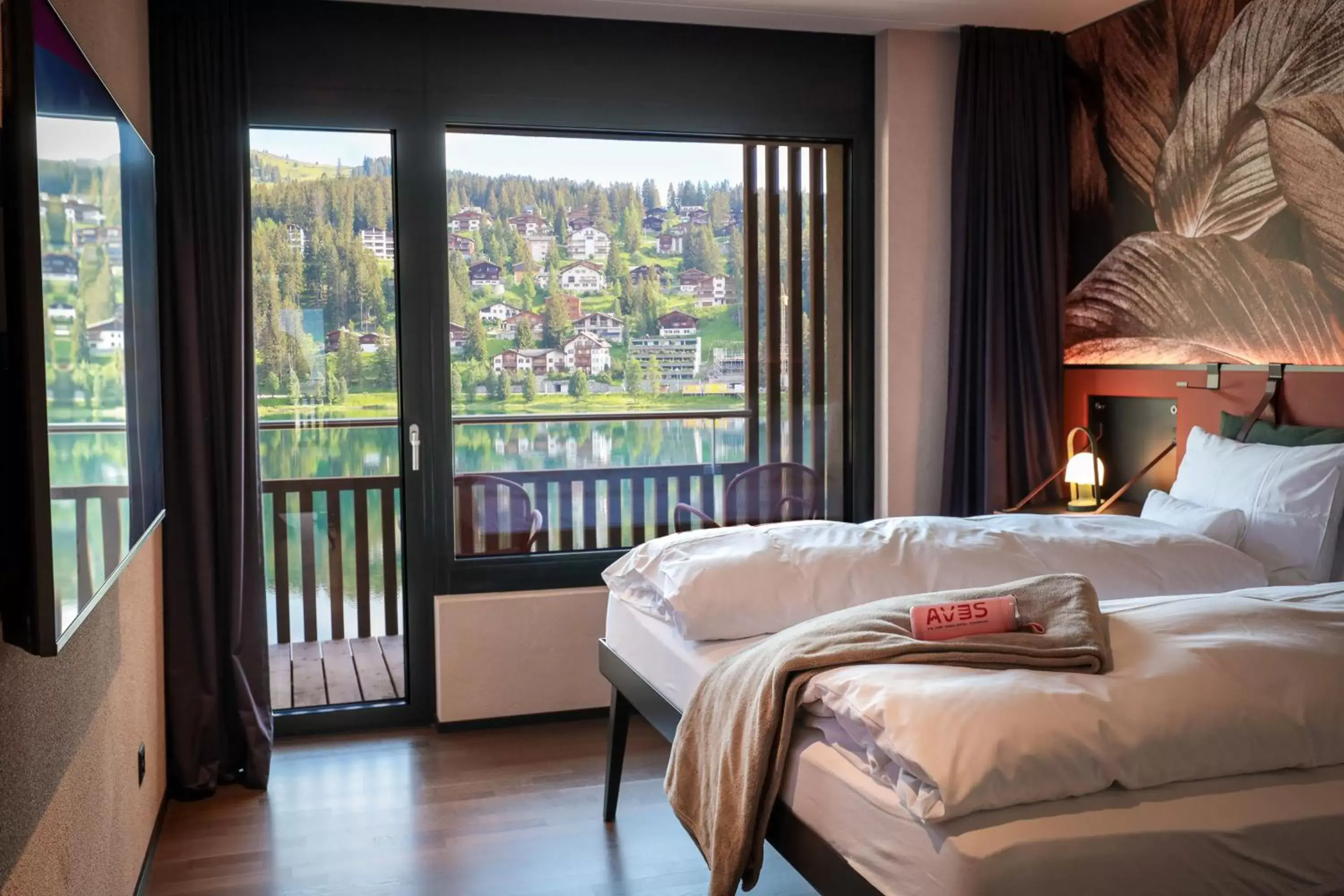 Double or Twin Room with Lake View in AVES Hotel&Apartment Arosa Double or Twin Room with Lake View in AVES Hotel&Apartment Arosa