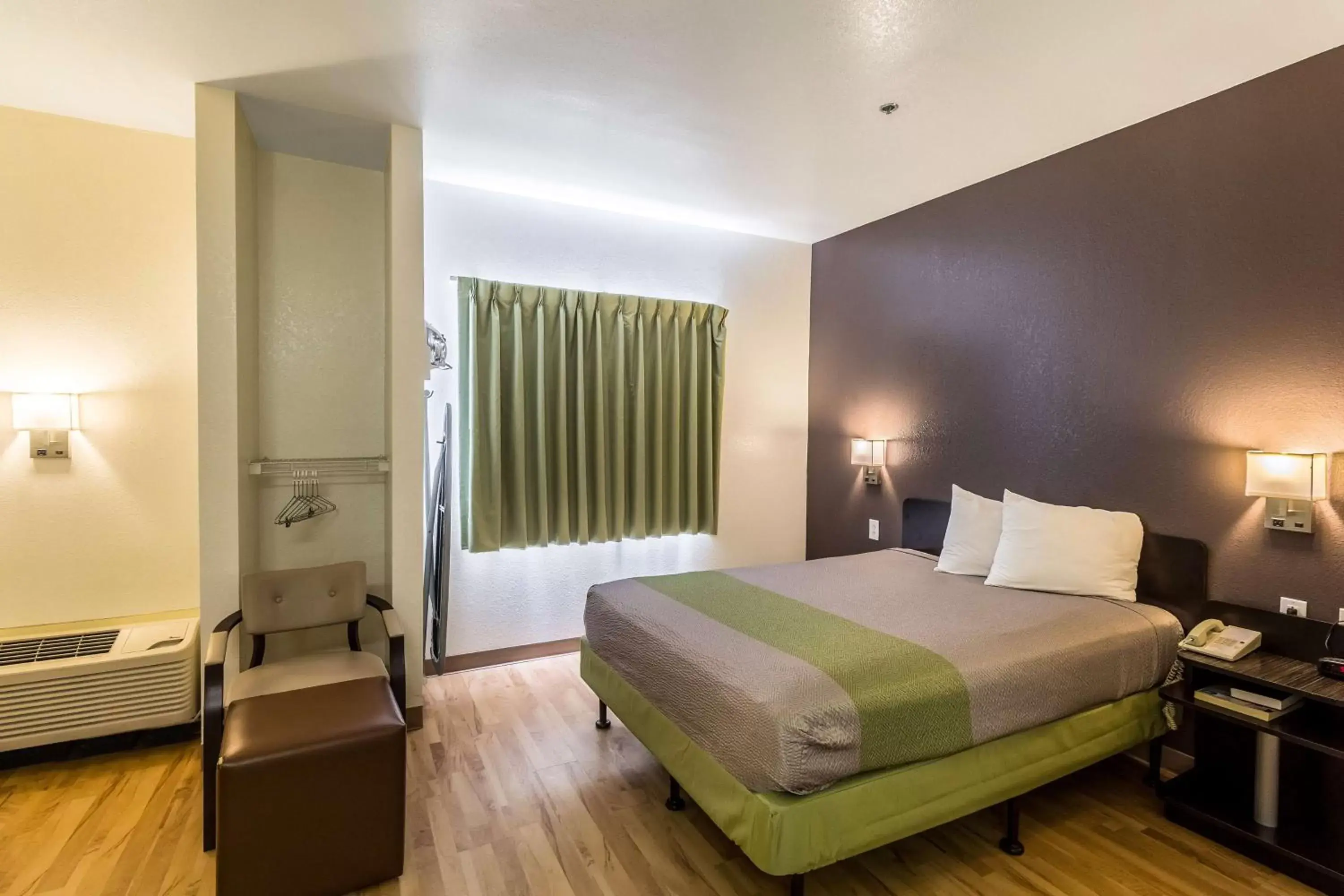 Queen Room - single occupancy - Disability Access - Non-Smoking in Studio 6-Mcallen, TX Queen Room - single occupancy - Disability Access - Non-Smoking in Studio 6-Mcallen, TX