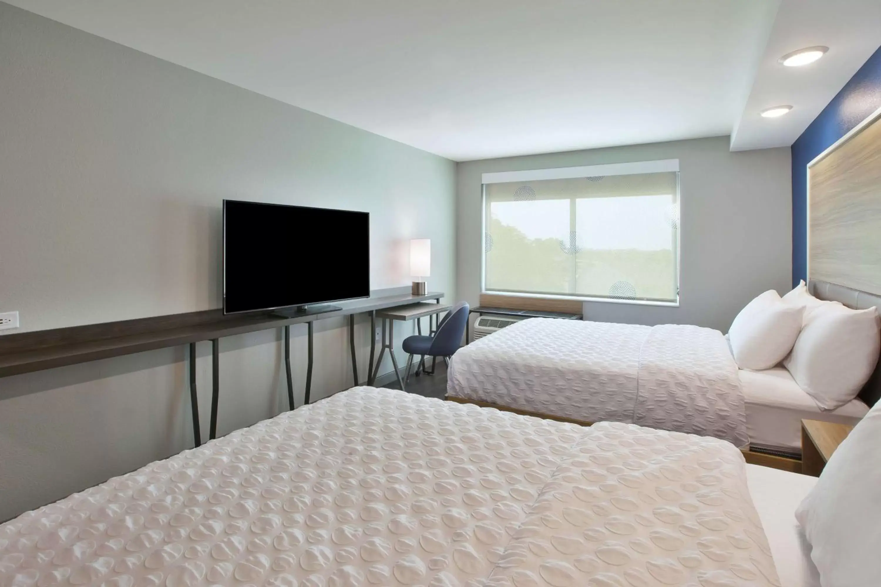 Queen Room with Two Queen Beds in Tru By Hilton Jackson Queen Room with Two Queen Beds in Tru By Hilton Jackson