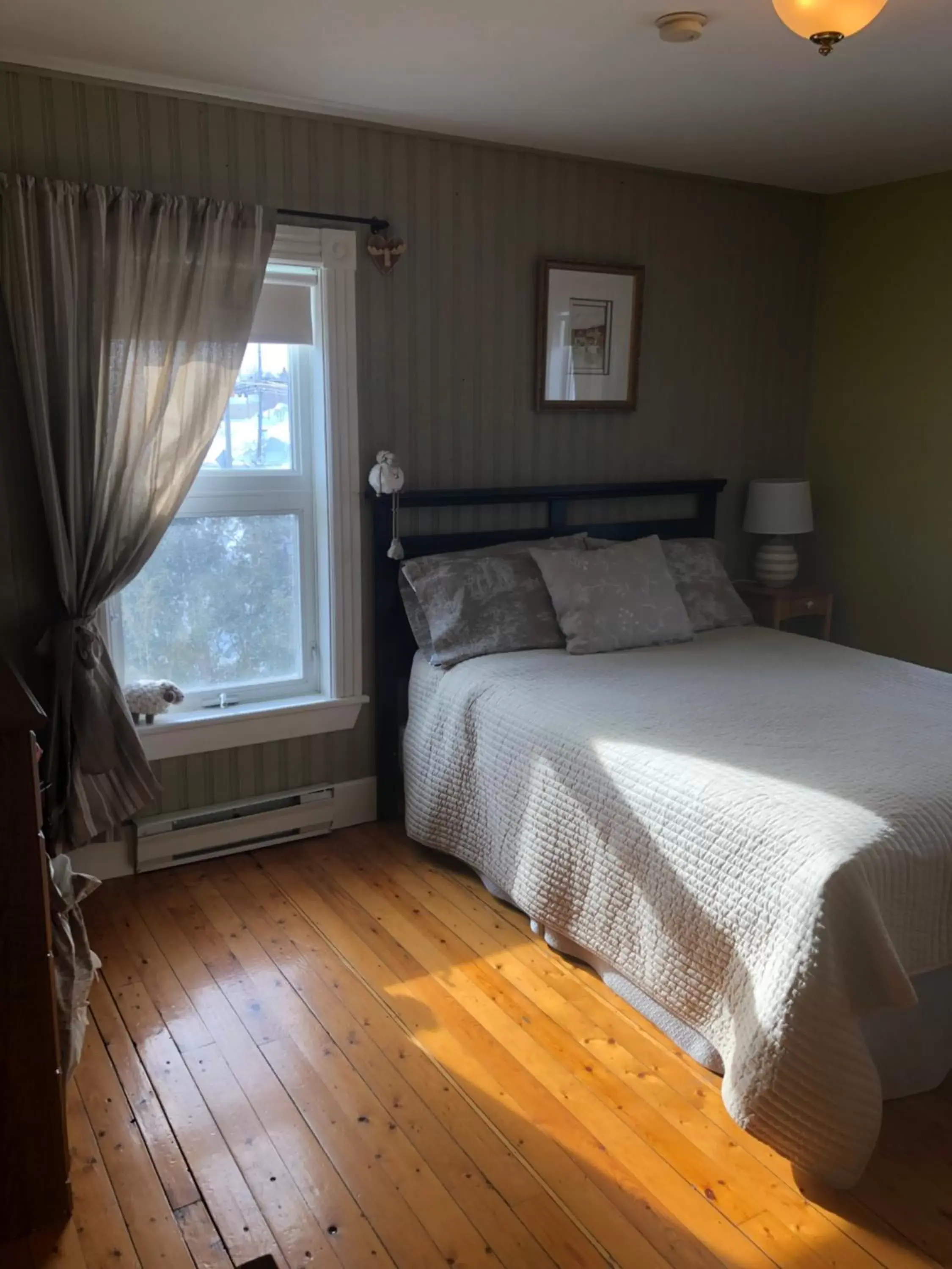 Family Room in Auberge d'Anjou-Cocooning Café Family Room in Auberge d'Anjou-Cocooning Café