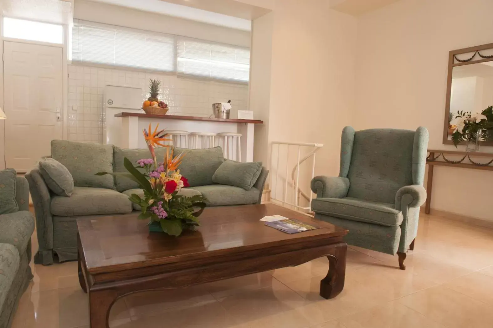 Two-Bedroom Apartment in Lloyds Beach Club Two-Bedroom Apartment in Lloyds Beach Club