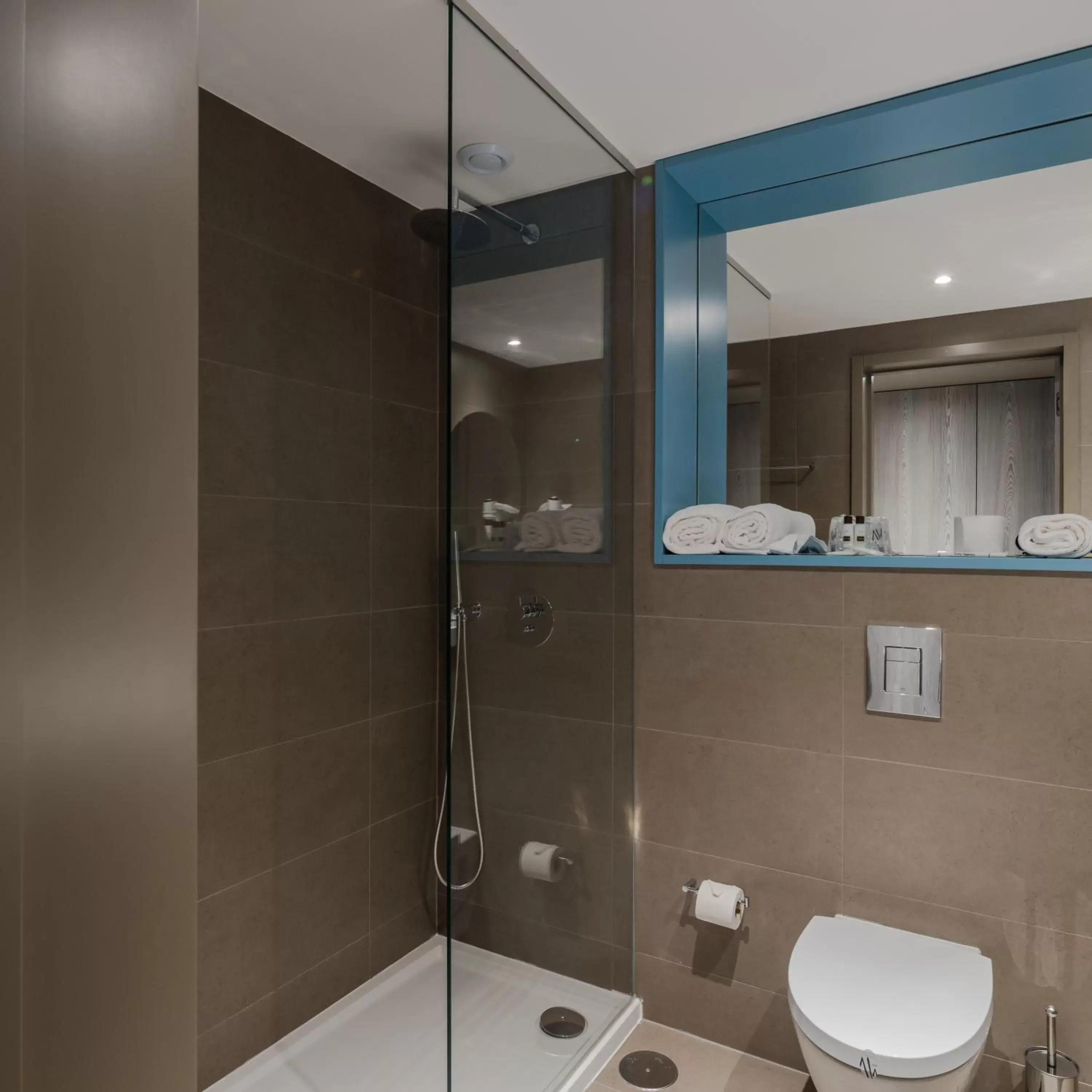 Double Room Romantic Package with Dinner in Axis Ofir Beach Resort Hotel Double Room Romantic Package with Dinner in Axis Ofir Beach Resort Hotel