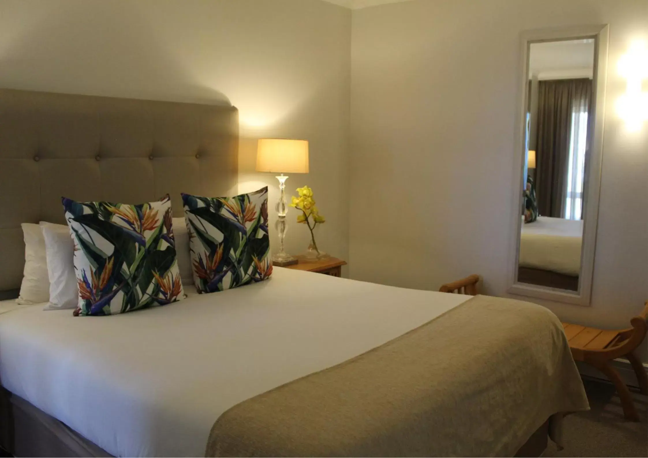 Suite with River View in The Riverside Hotel Suite with River View in The Riverside Hotel