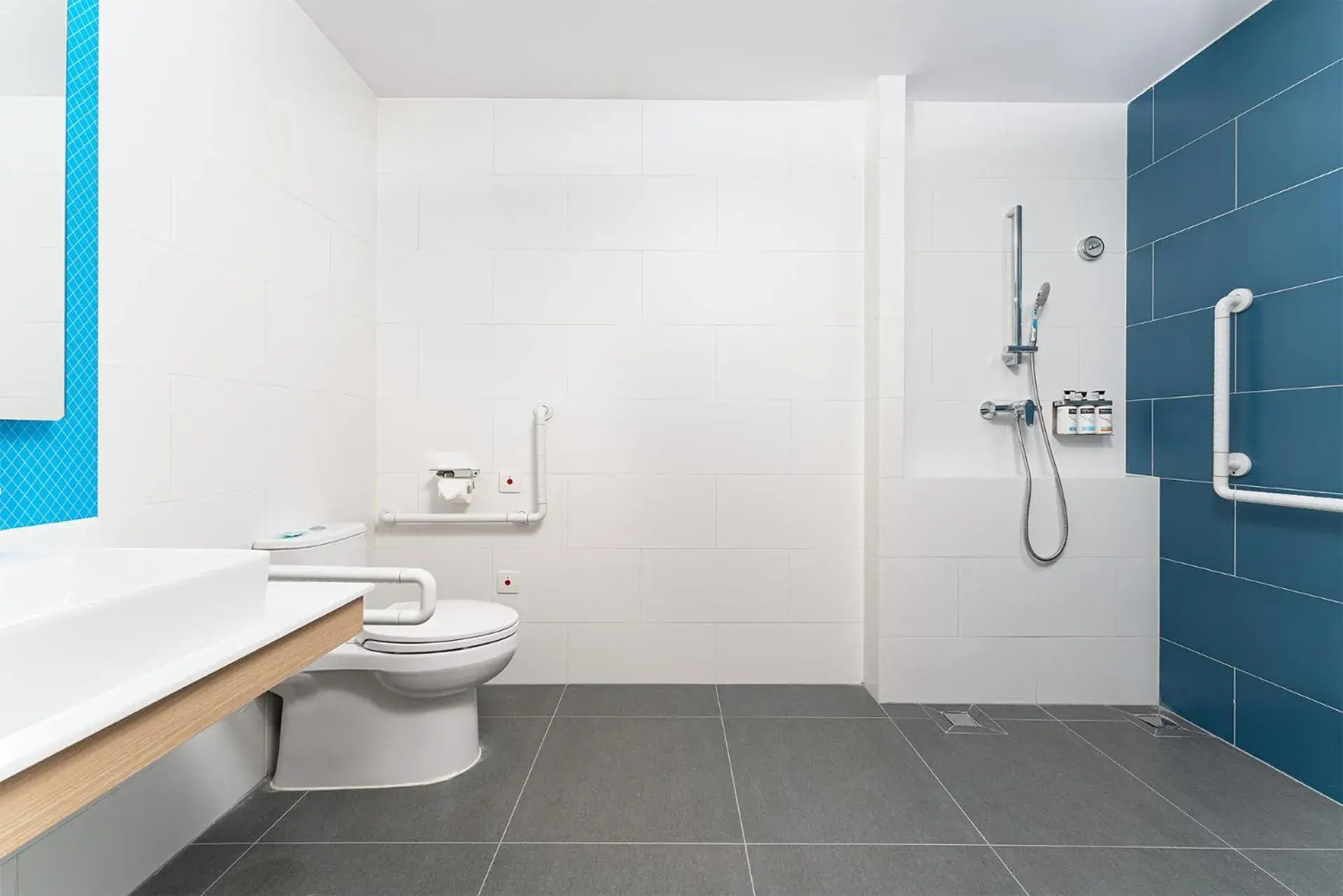 1 King Bed Accessible in Holiday Inn Express Shunde Daliang, an IHG Hotel 1 King Bed Accessible in Holiday Inn Express Shunde Daliang, an IHG Hotel