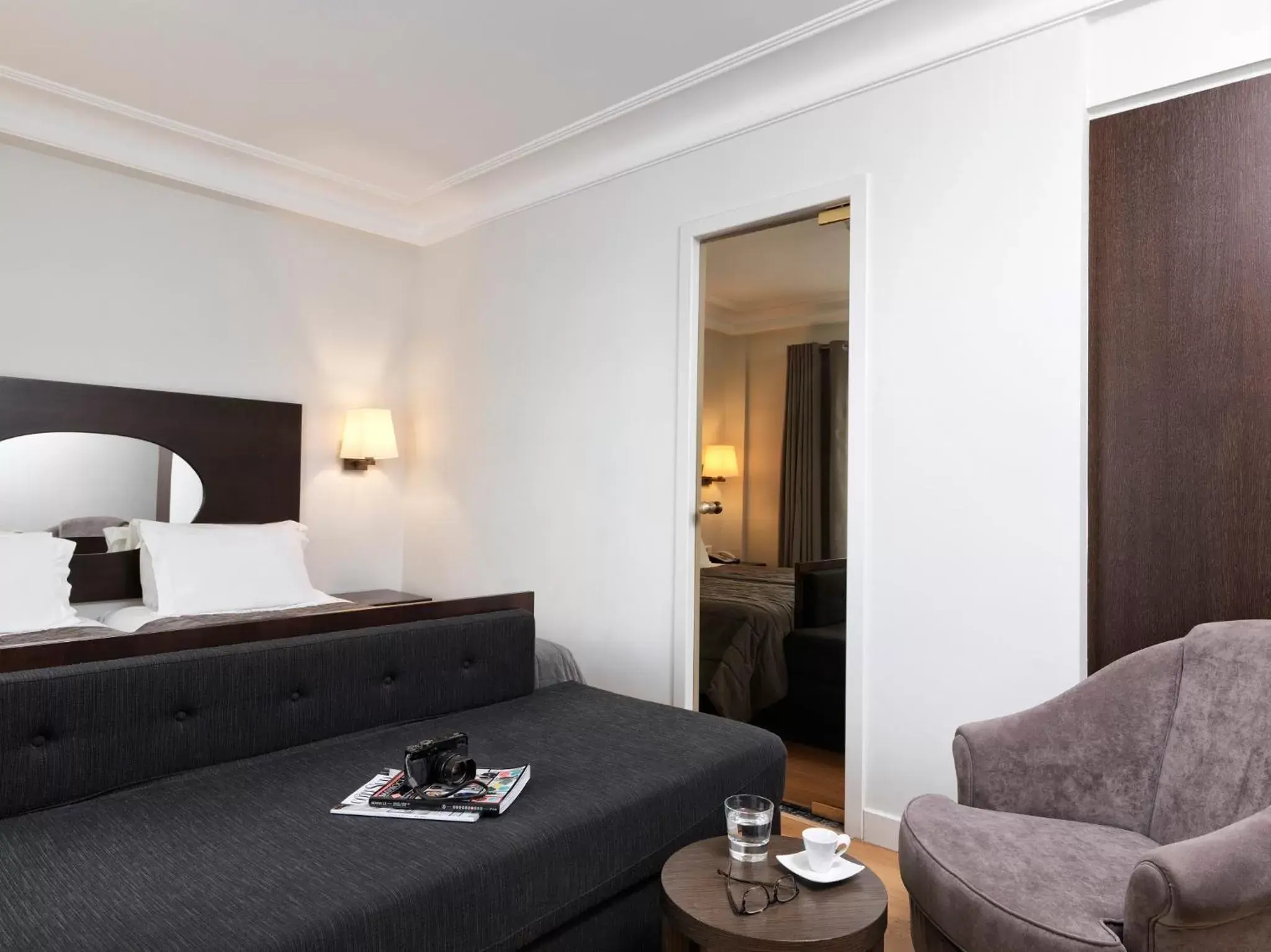 Standard Triple Room in Acropolis Hill Hotel Standard Triple Room in Acropolis Hill Hotel