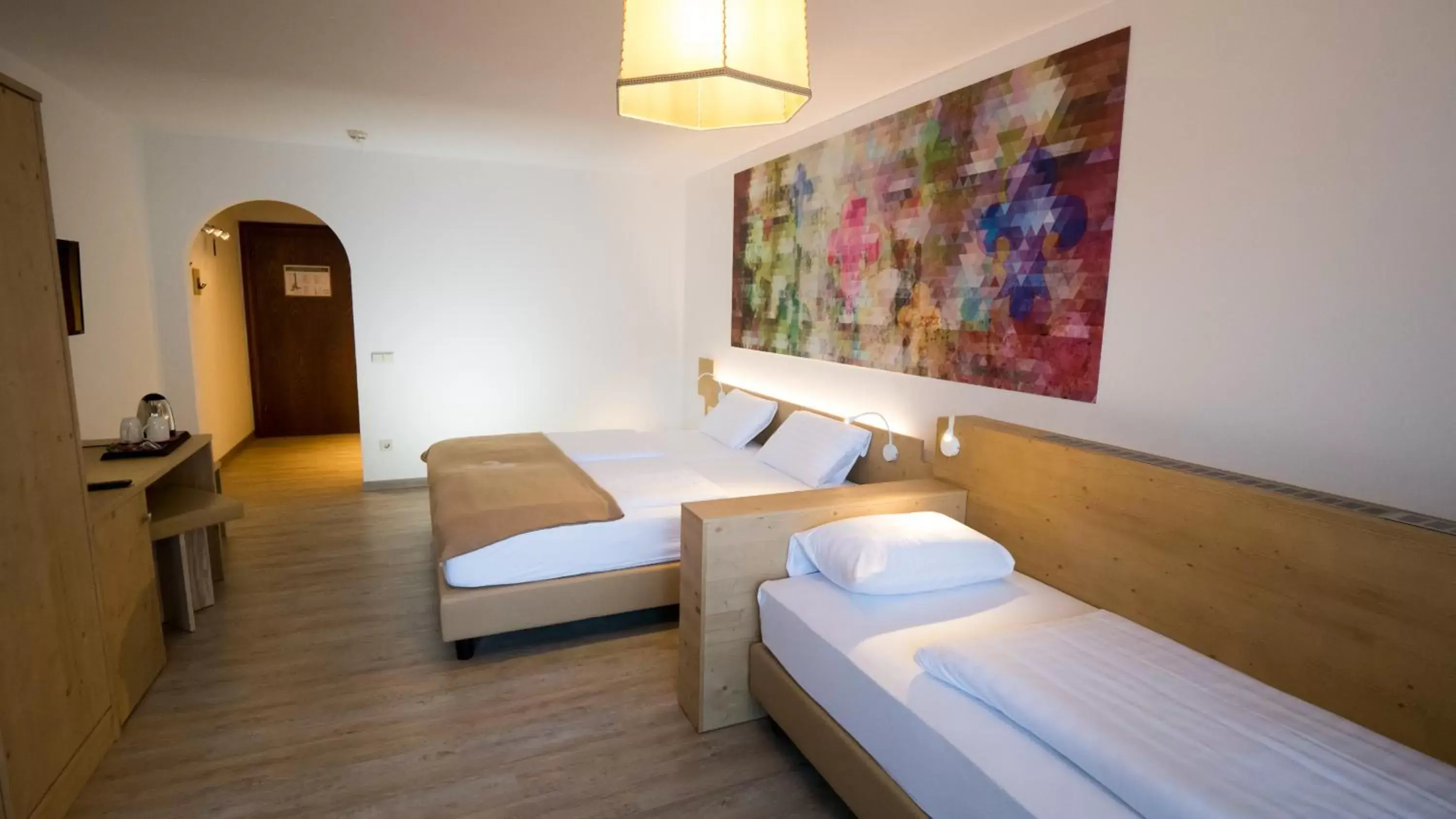 Triple Room in Family Hotel Schloss Rosenegg Triple Room in Family Hotel Schloss Rosenegg