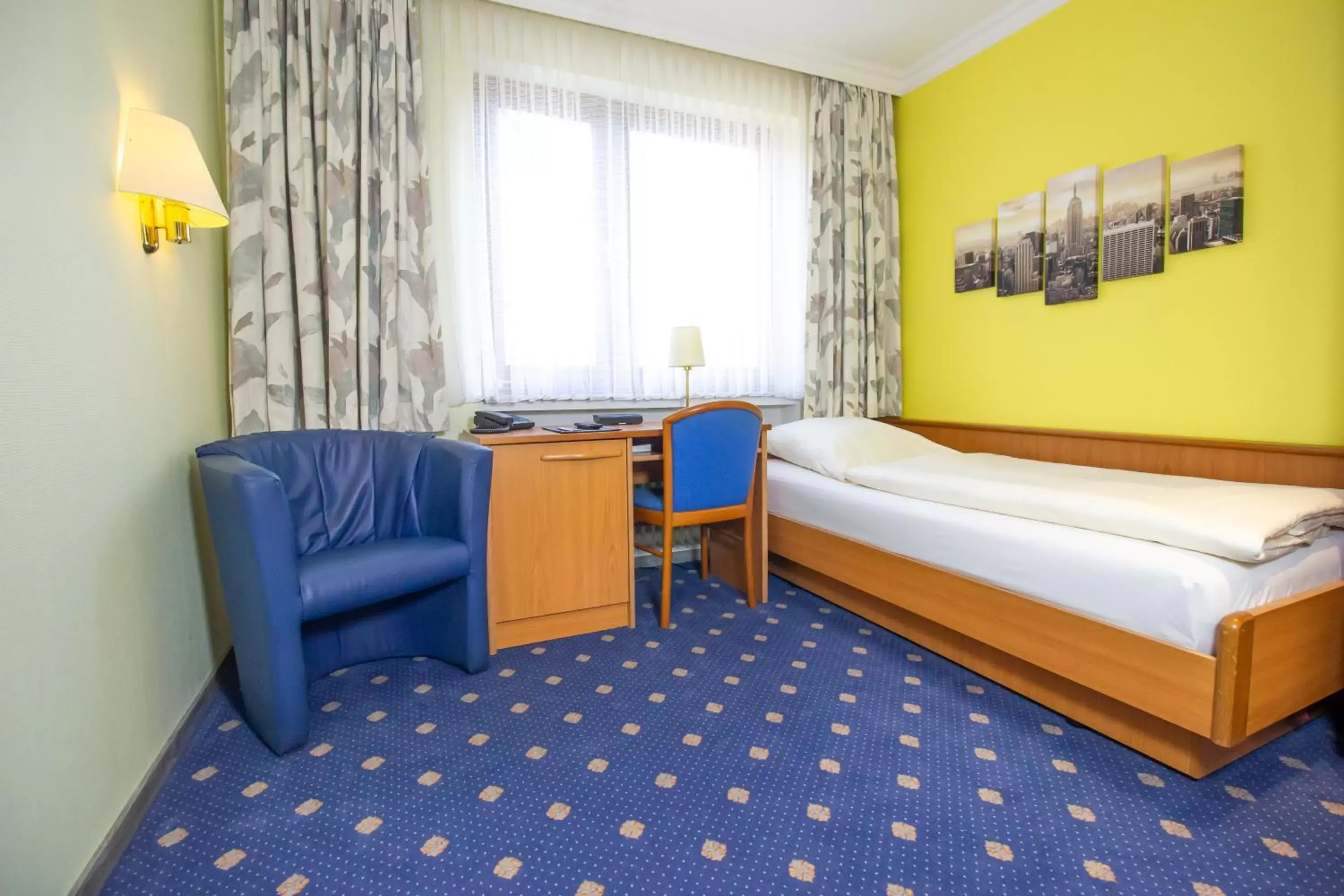 Deluxe Single Room - single occupancy in Hotel Heldt Dependance Deluxe Single Room - single occupancy in Hotel Heldt Dependance