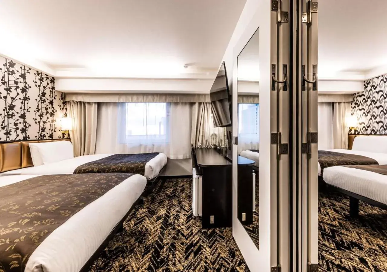 Connecting Twin Room - Non-Smoking in APA Hotel & Resort Osaka Umeda Eki Tower Connecting Twin Room - Non-Smoking in APA Hotel & Resort Osaka Umeda Eki Tower