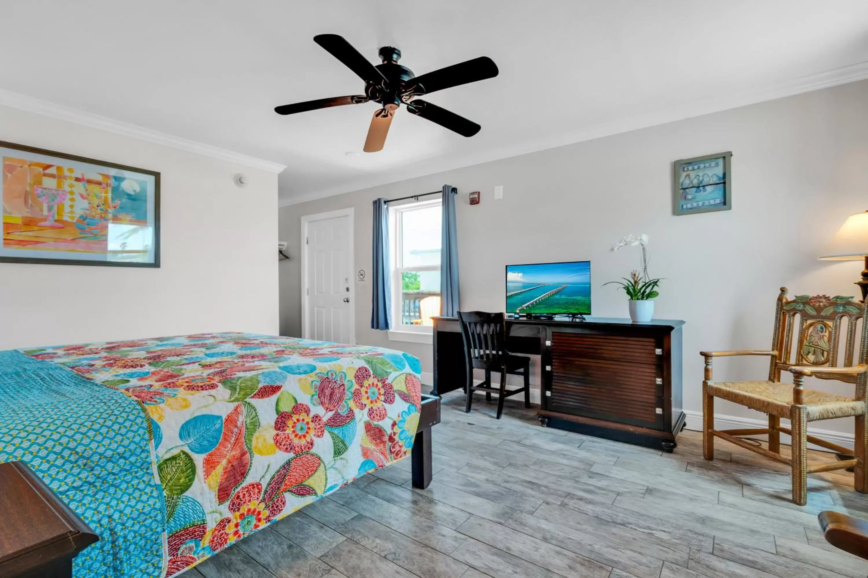 Deluxe King Room in Coconut Cay Resort Deluxe King Room in Coconut Cay Resort