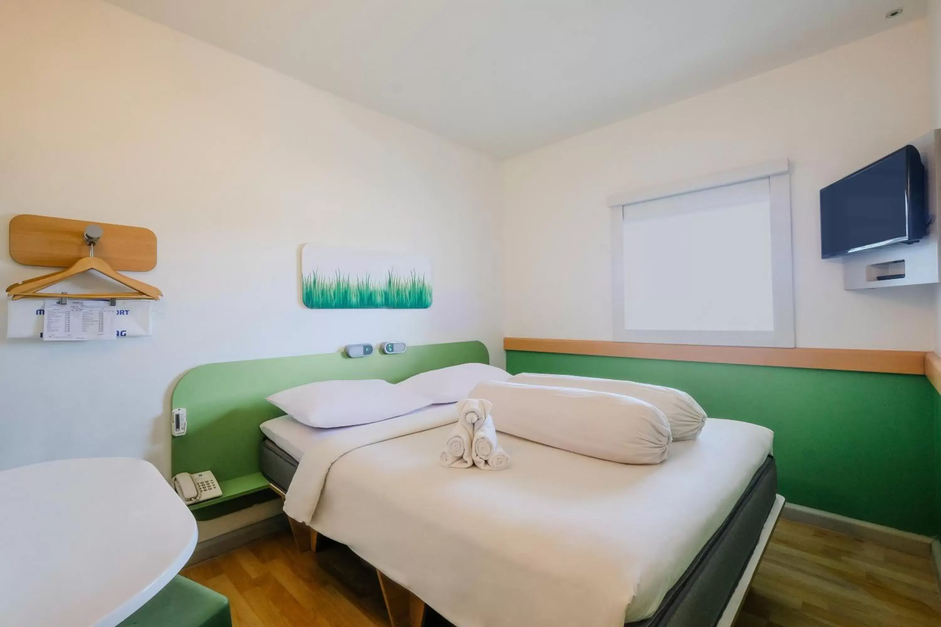 Standard Queen Room in Cordia Hotel Makassar Airport Standard Queen Room in Cordia Hotel Makassar Airport