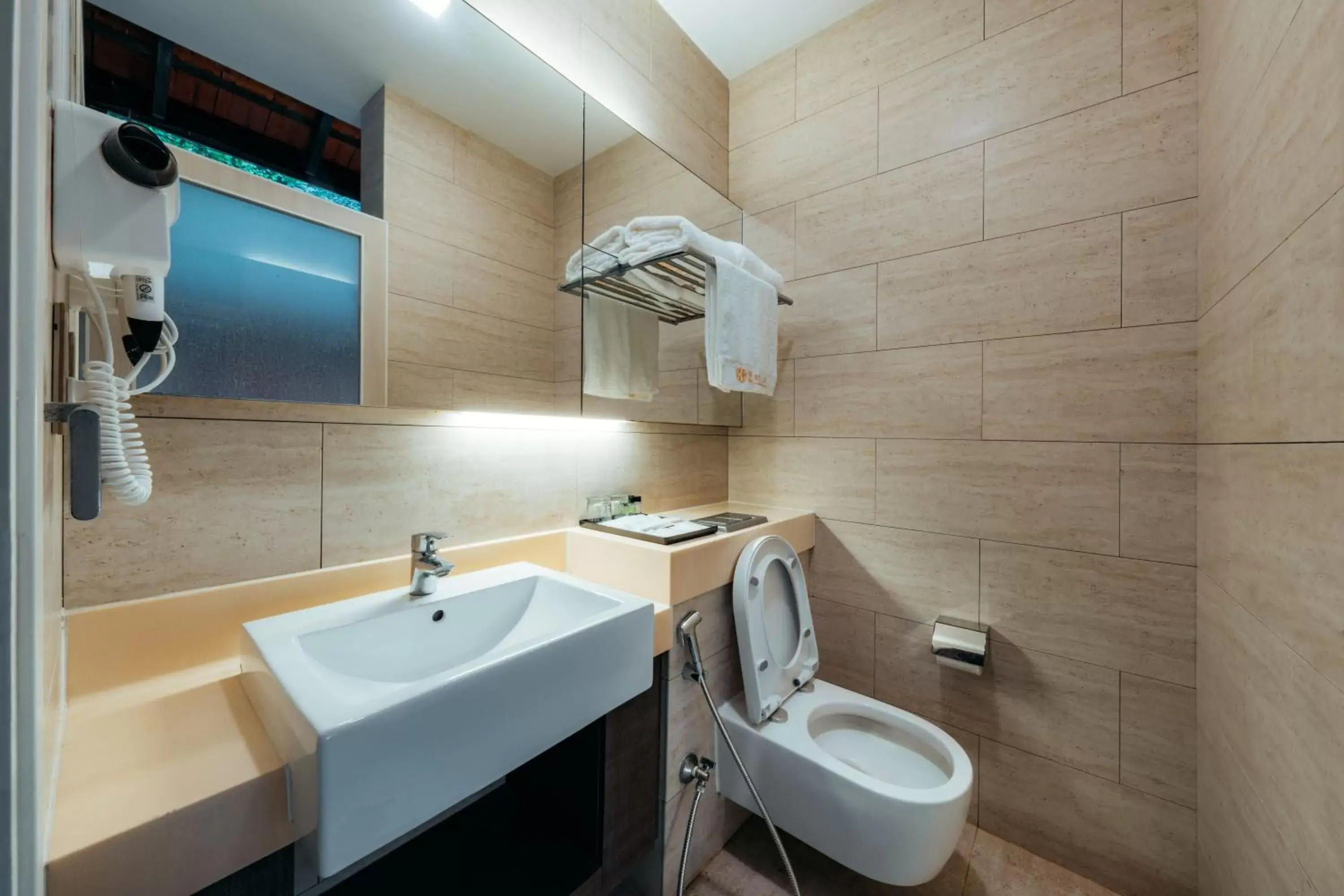 Superior Double Room in Kranji Sanctuary Resort Superior Double Room in Kranji Sanctuary Resort