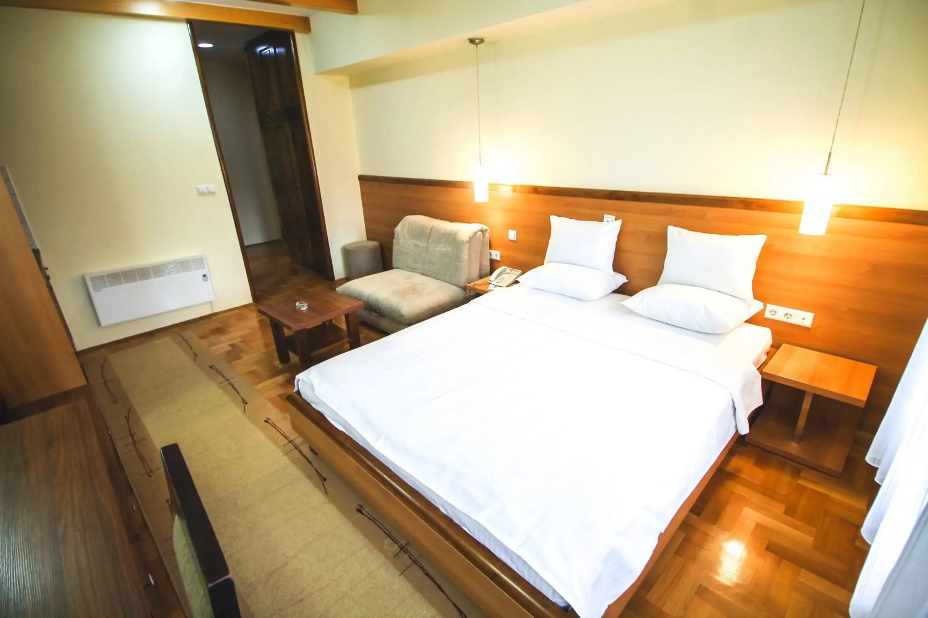 Two-Bedroom Suite - single occupancy in Hotel Vila Vrbas Two-Bedroom Suite - single occupancy in Hotel Vila Vrbas