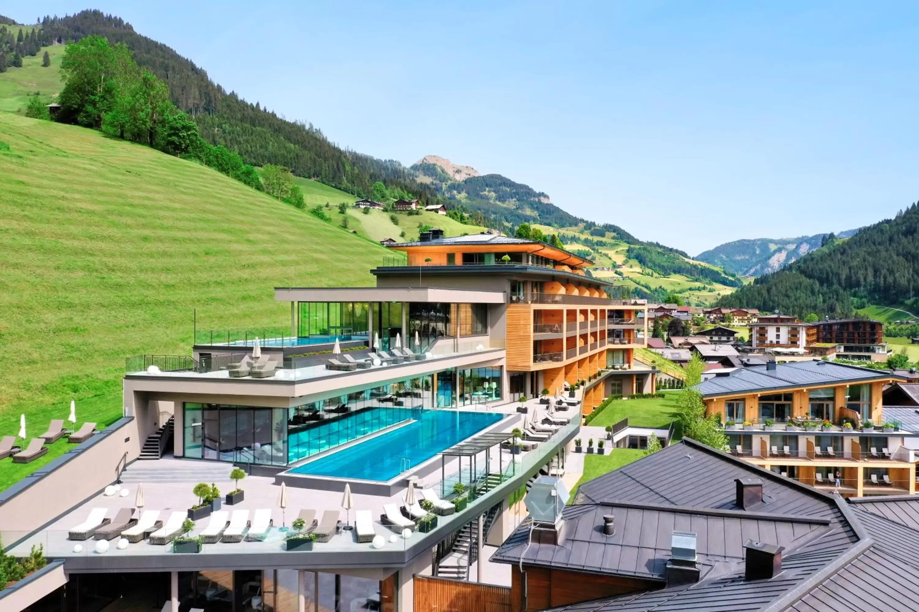 DAS EDELWEISS - Salzburg Mountain Resort DAS EDELWEISS - Salzburg Mountain Resort