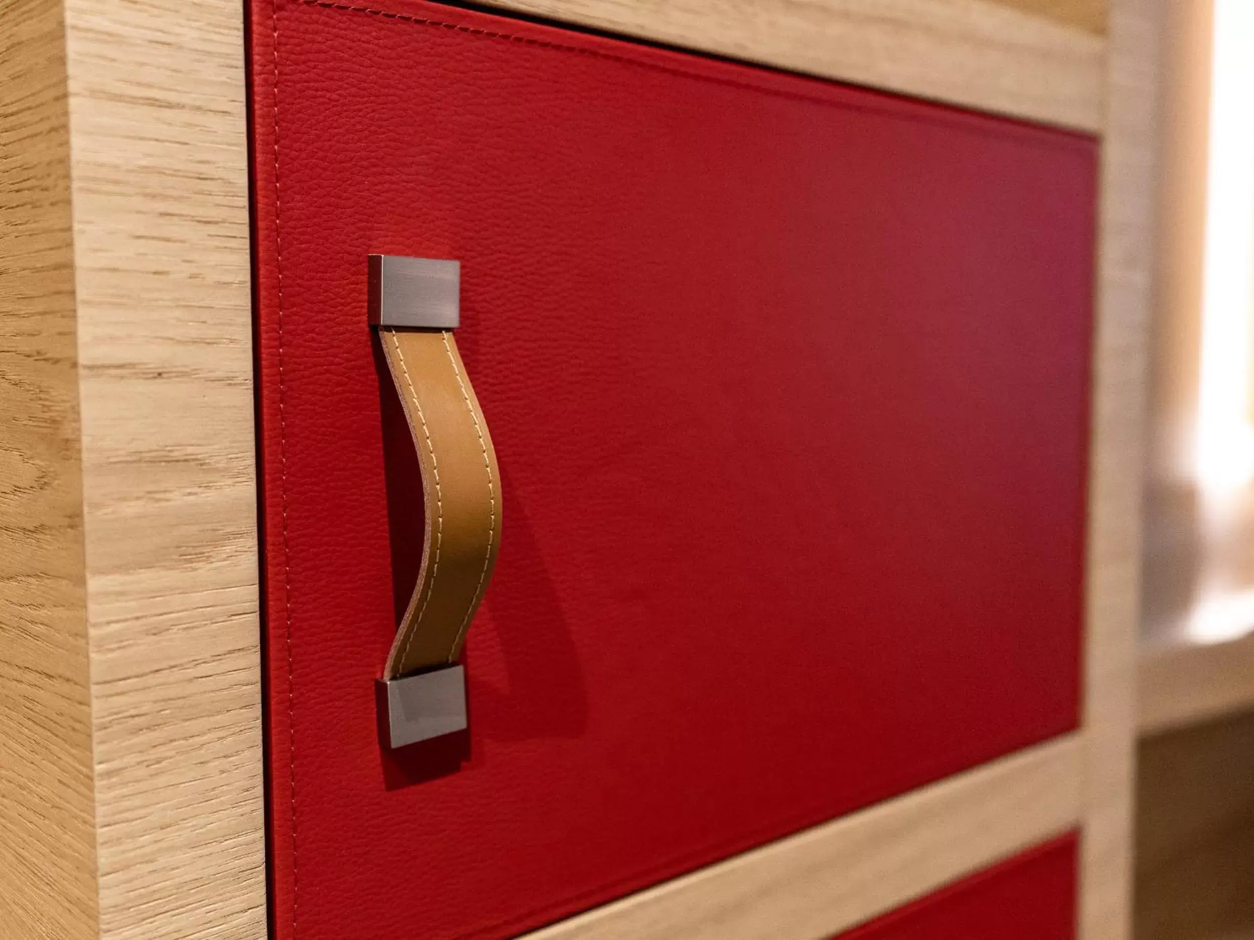 Top Floor Family Suite with Kitchenette and Terrace in Los Lorentes Hotel Bern City Top Floor Family Suite with Kitchenette and Terrace in Los Lorentes Hotel Bern City