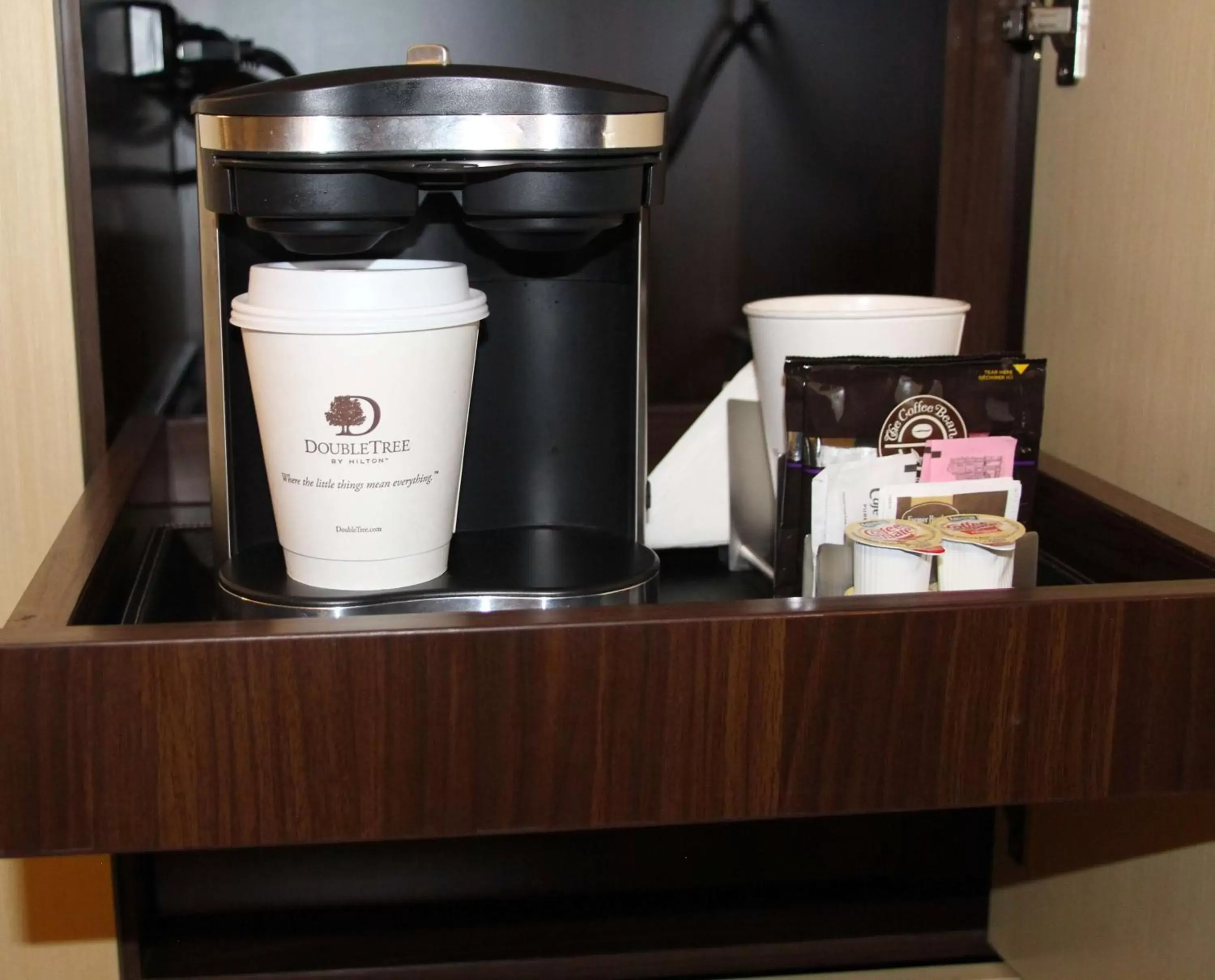 Room with Two Queen Beds - Non-Smoking in DoubleTree by Hilton Fresno Convention Center Room with Two Queen Beds - Non-Smoking in DoubleTree by Hilton Fresno Convention Center