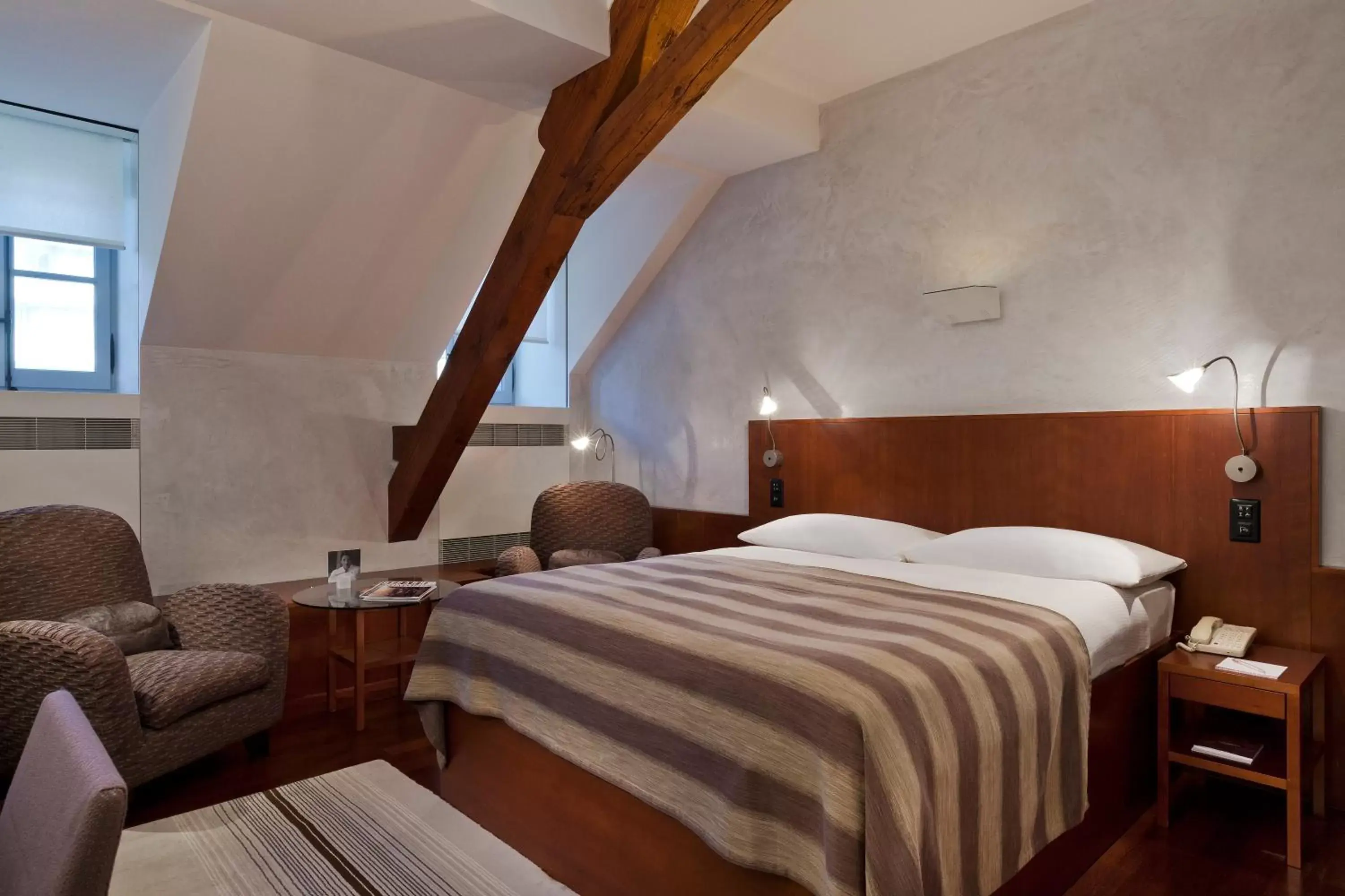 Executive Double Room in Hotel Angleterre Executive Double Room in Hotel Angleterre