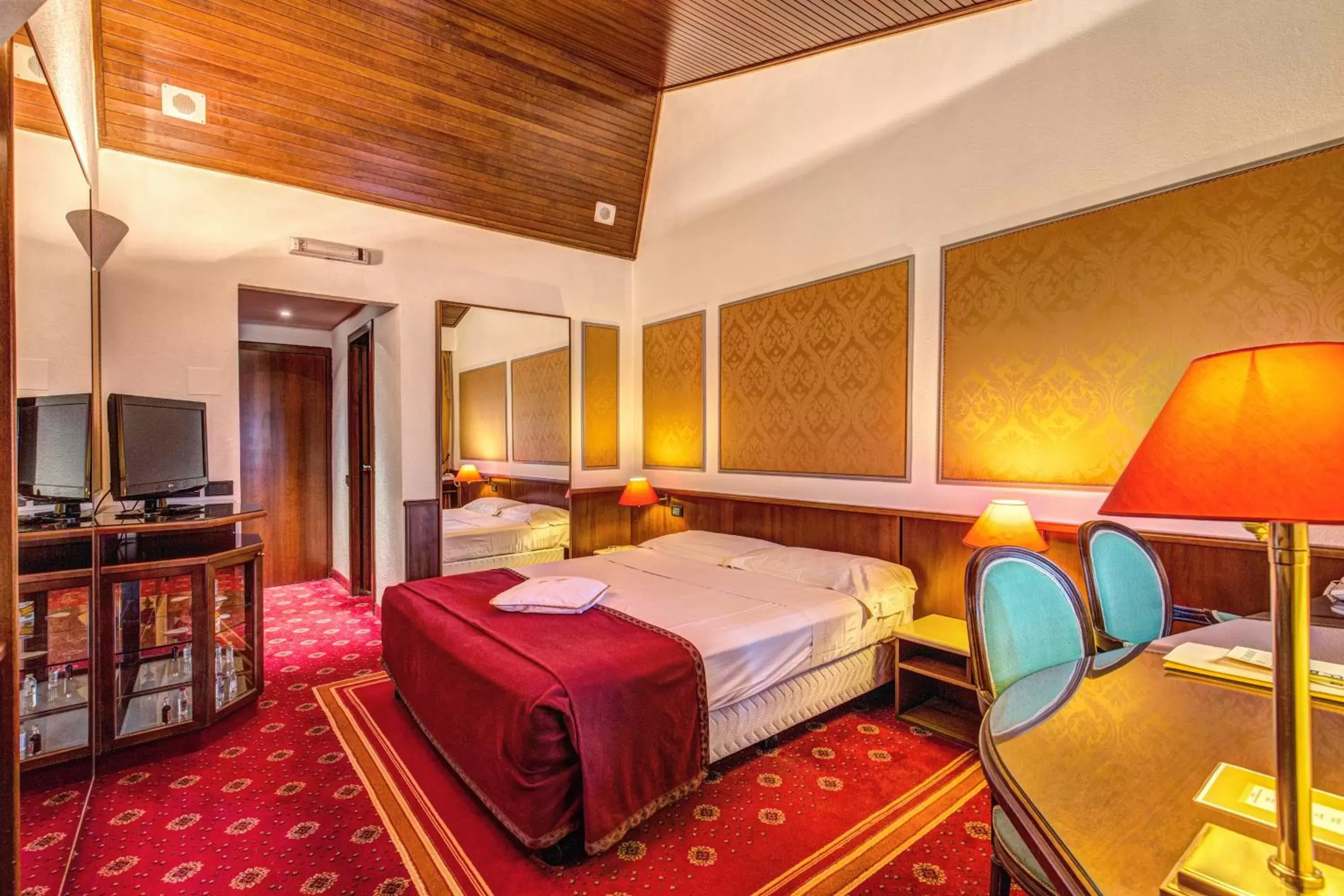 Standard Double Room in Hotel Motel Regal Standard Double Room in Hotel Motel Regal