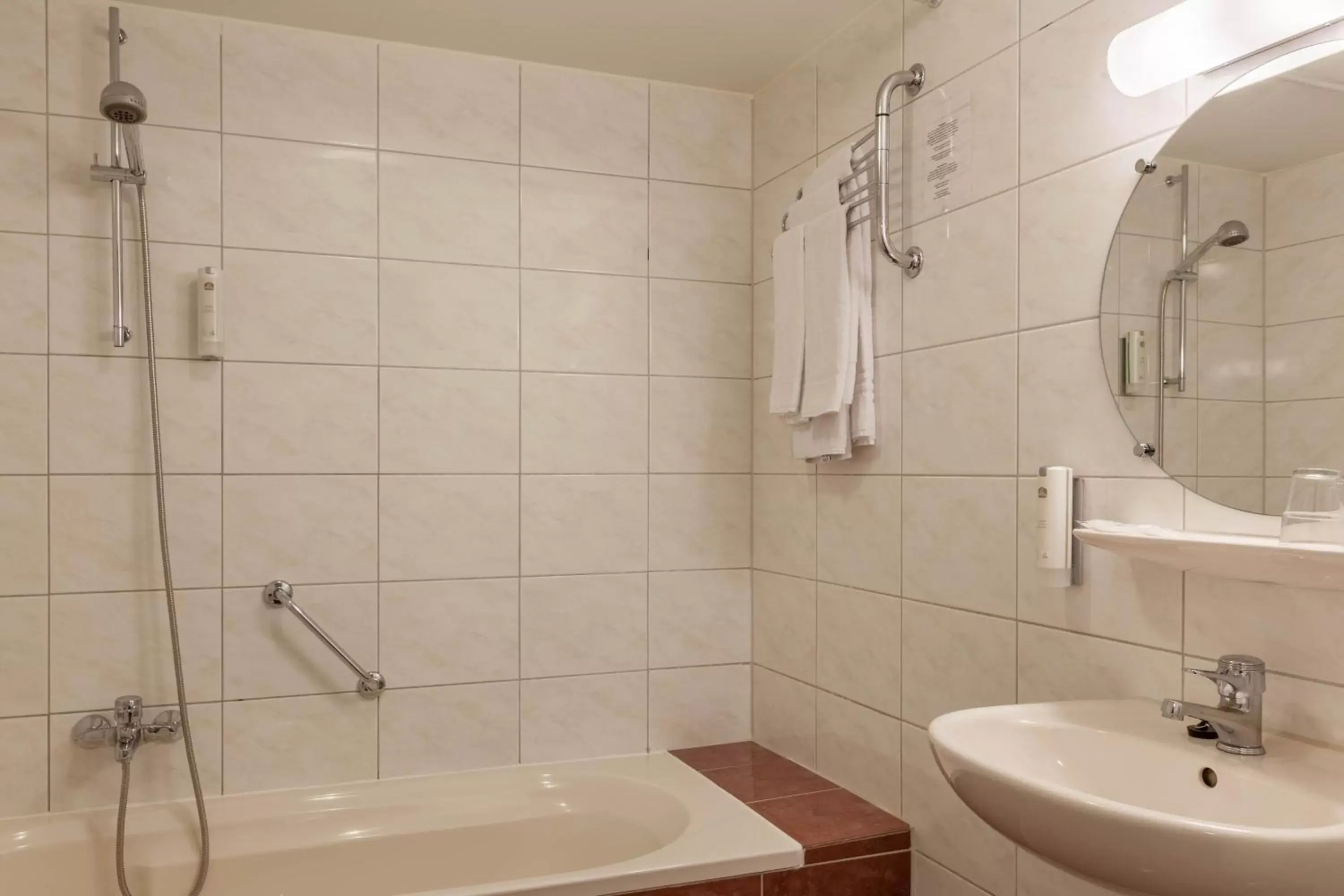 Junior King Suite in Amsterdam Hotel Uithoorn Junior King Suite in Amsterdam Hotel Uithoorn