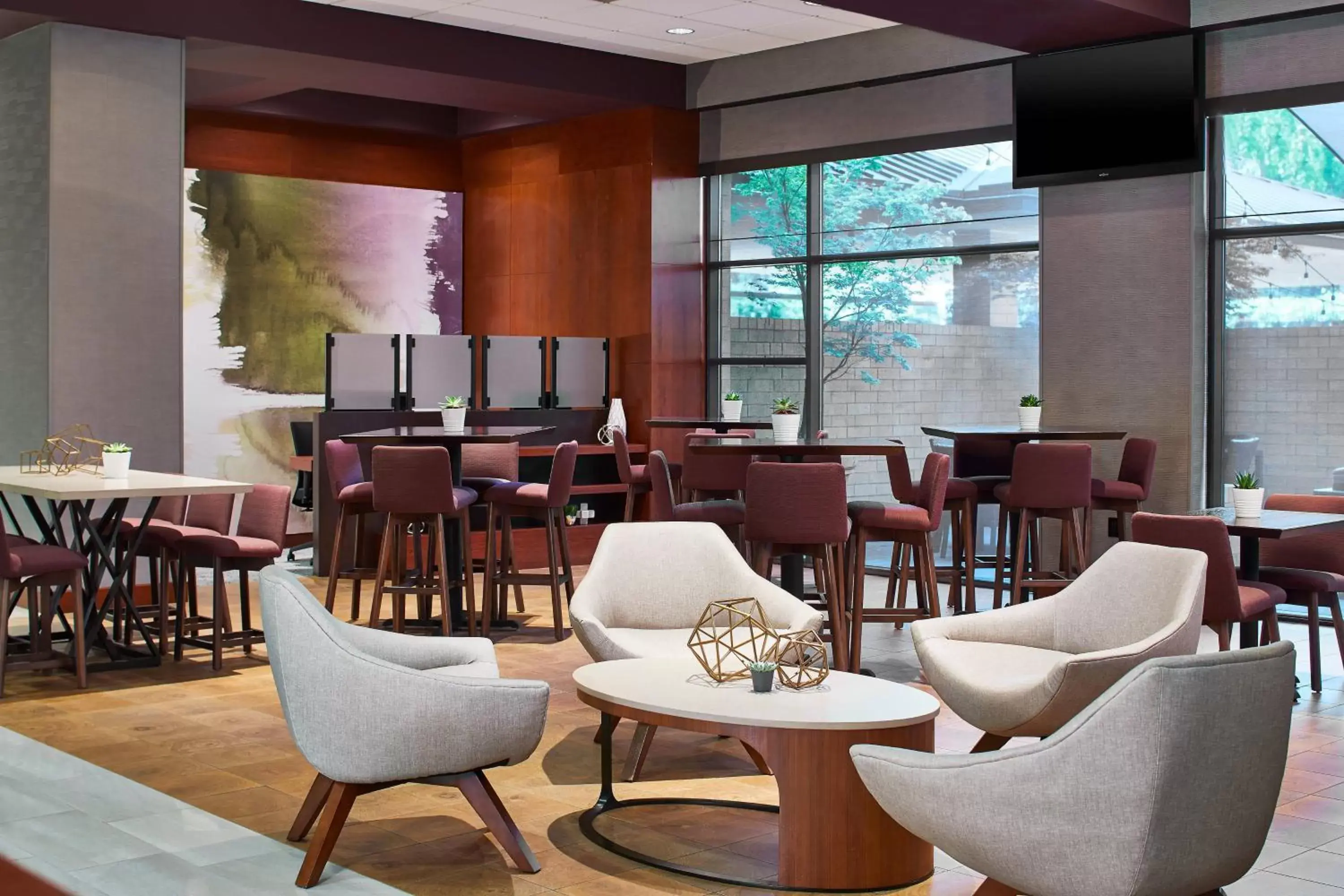 Courtyard Portland Downtown / Convention Center Courtyard Portland Downtown / Convention Center