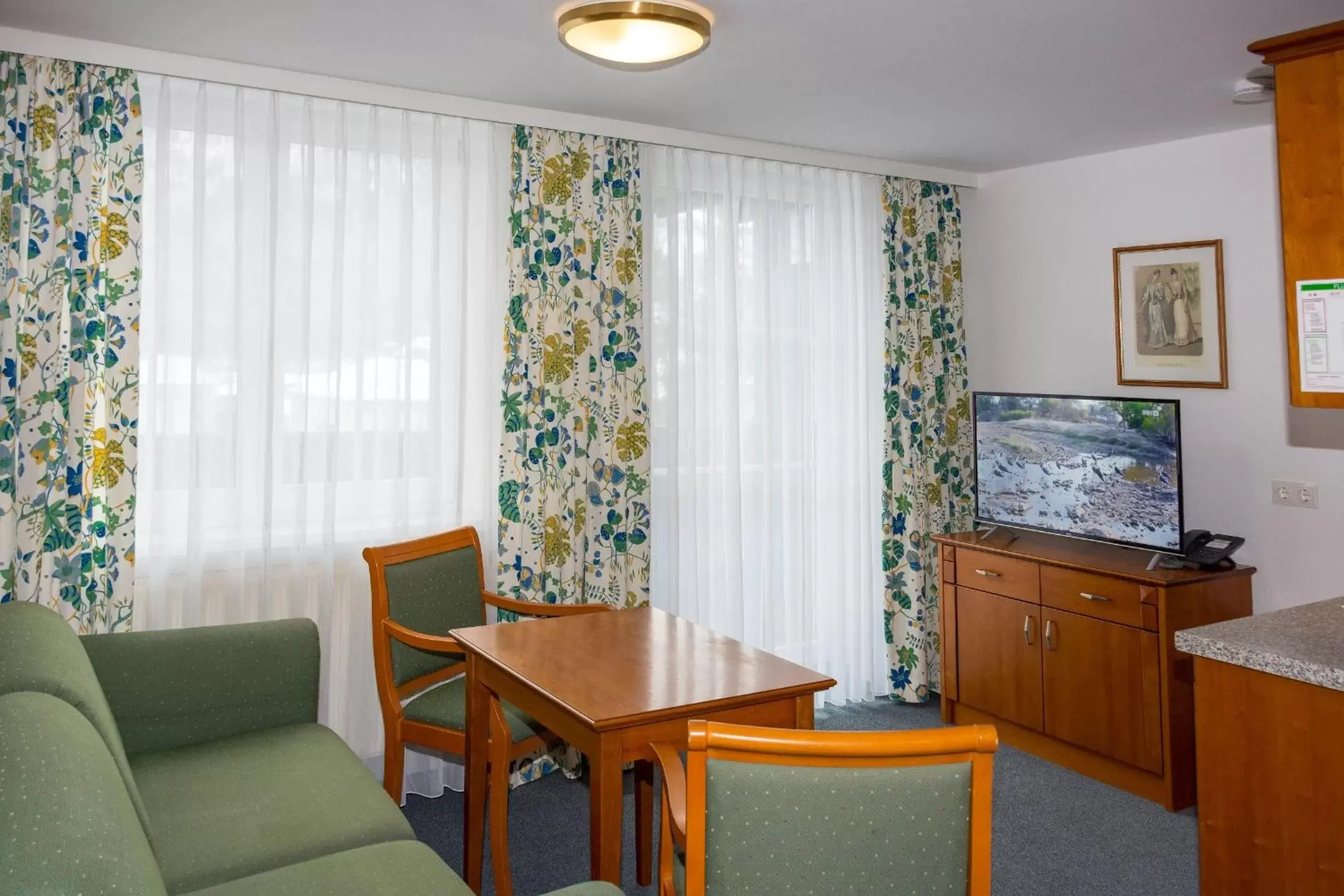 Family Room in Landhotel Post Ebensee am Traunsee ***S Family Room in Landhotel Post Ebensee am Traunsee ***S