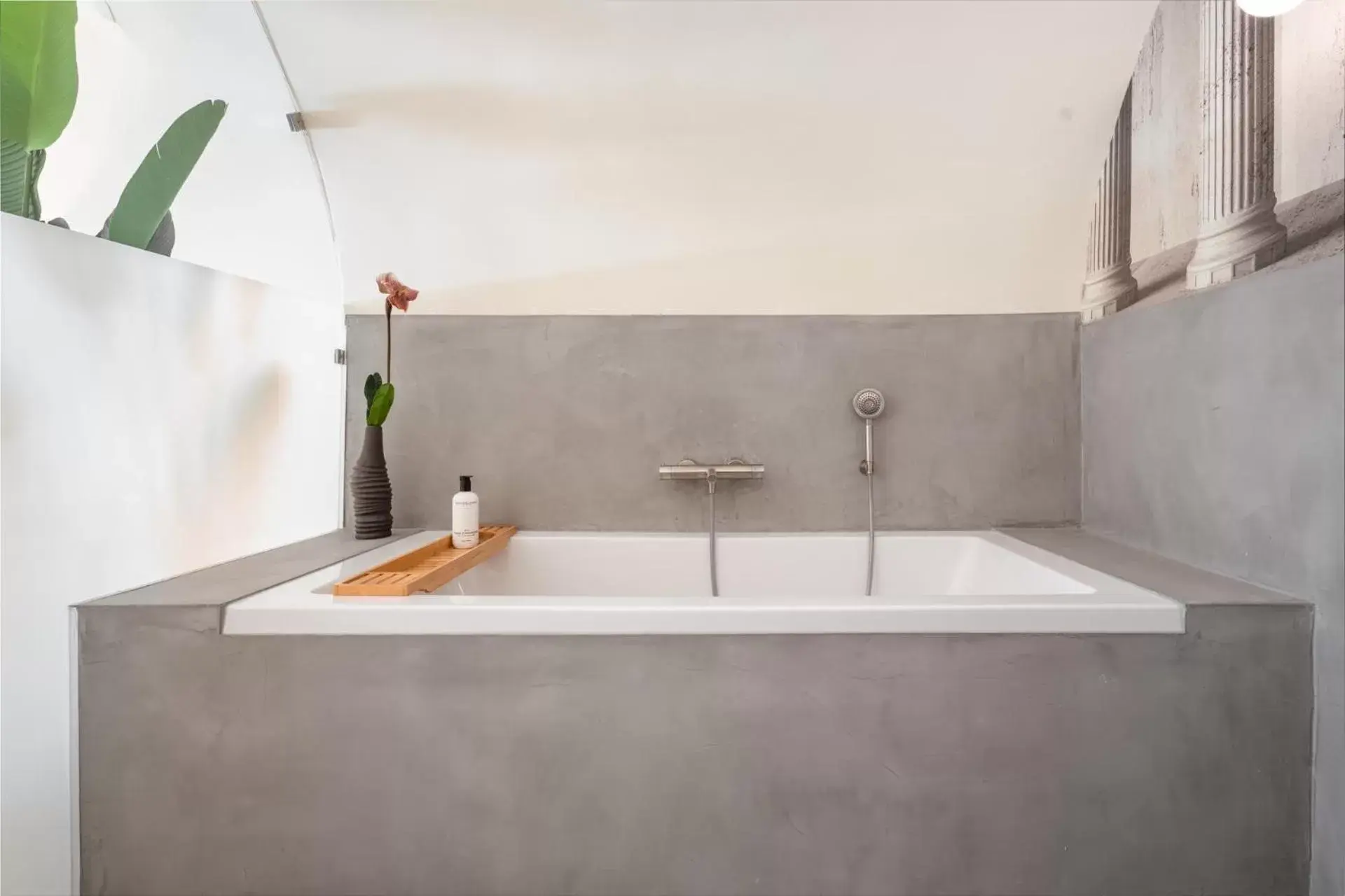 King Room in Court Hotel Utrecht City Centre King Room in Court Hotel Utrecht City Centre