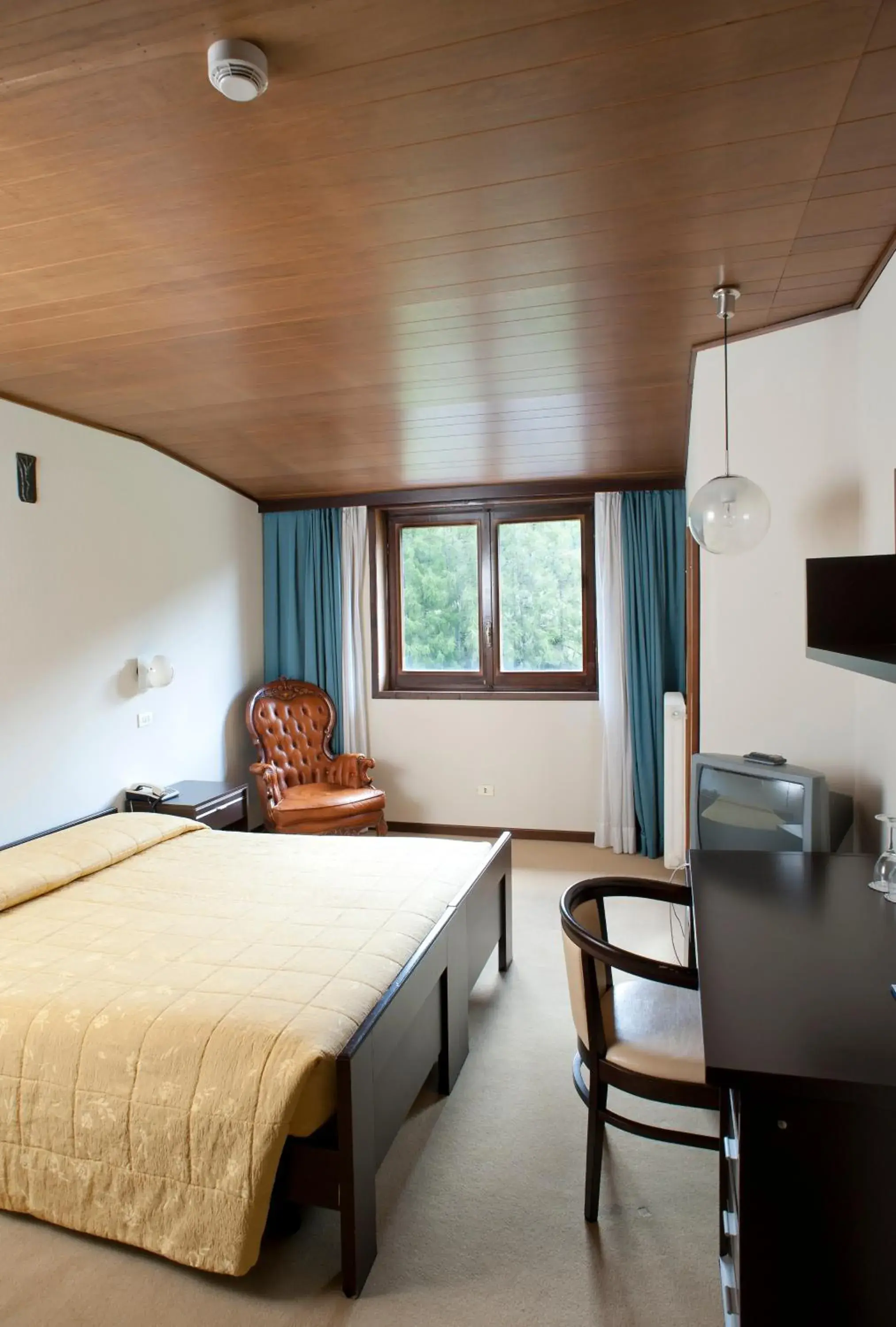 Standard Double or Twin Room in Hotel Mirella Standard Double or Twin Room in Hotel Mirella