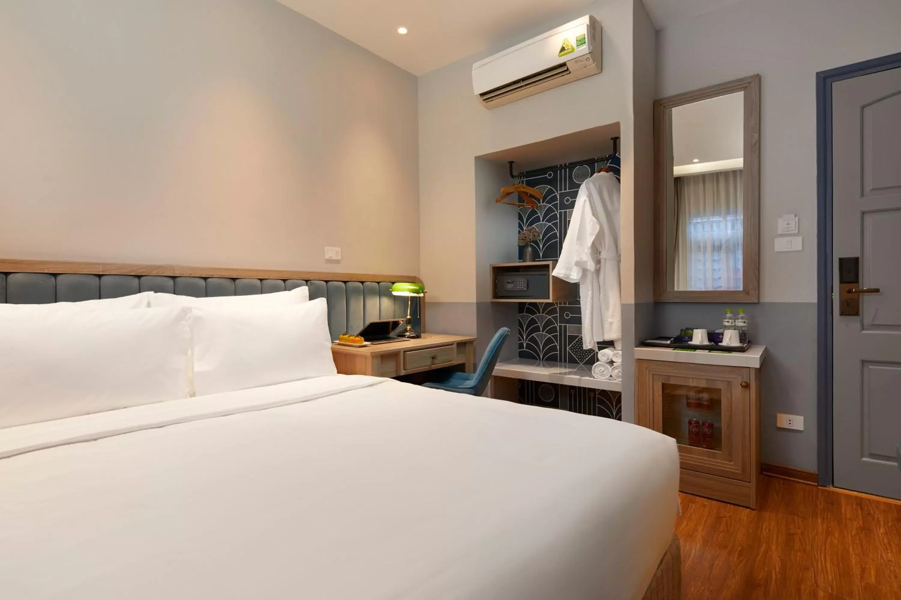 Standard Double Room with No Window in HANOI FLORA HOTEL Standard Double Room with No Window in HANOI FLORA HOTEL