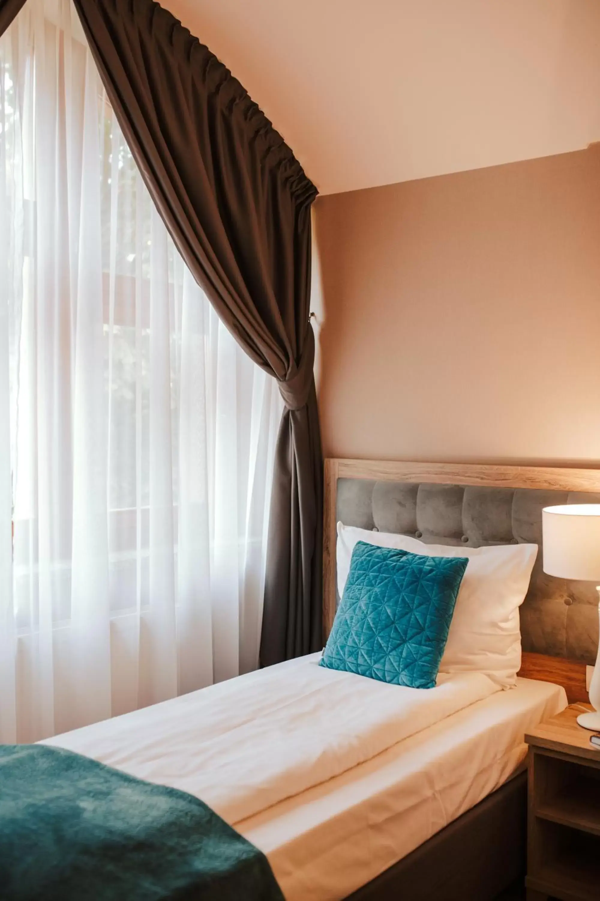 Standard Single Room – Palace with biowellness Package in Hotel Dębowy Biowellness & SPA Góry Sowie Standard Single Room – Palace with biowellness Package in Hotel Dębowy Biowellness & SPA Góry Sowie