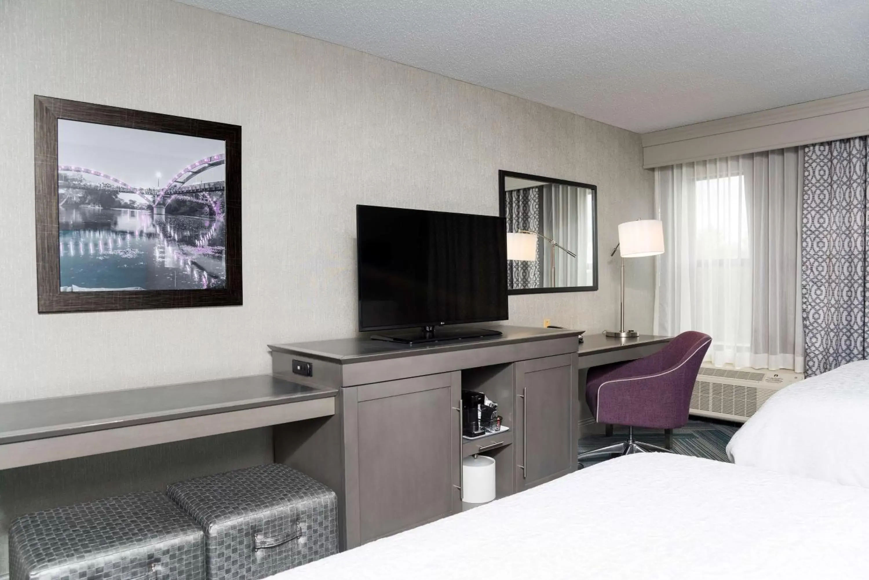 One-Bedroom Queen Suite - Non-Smoking in Hampton Inn Midland One-Bedroom Queen Suite - Non-Smoking in Hampton Inn Midland