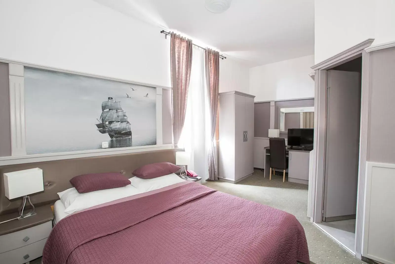 Family Room in Hotel Galija Family Room in Hotel Galija