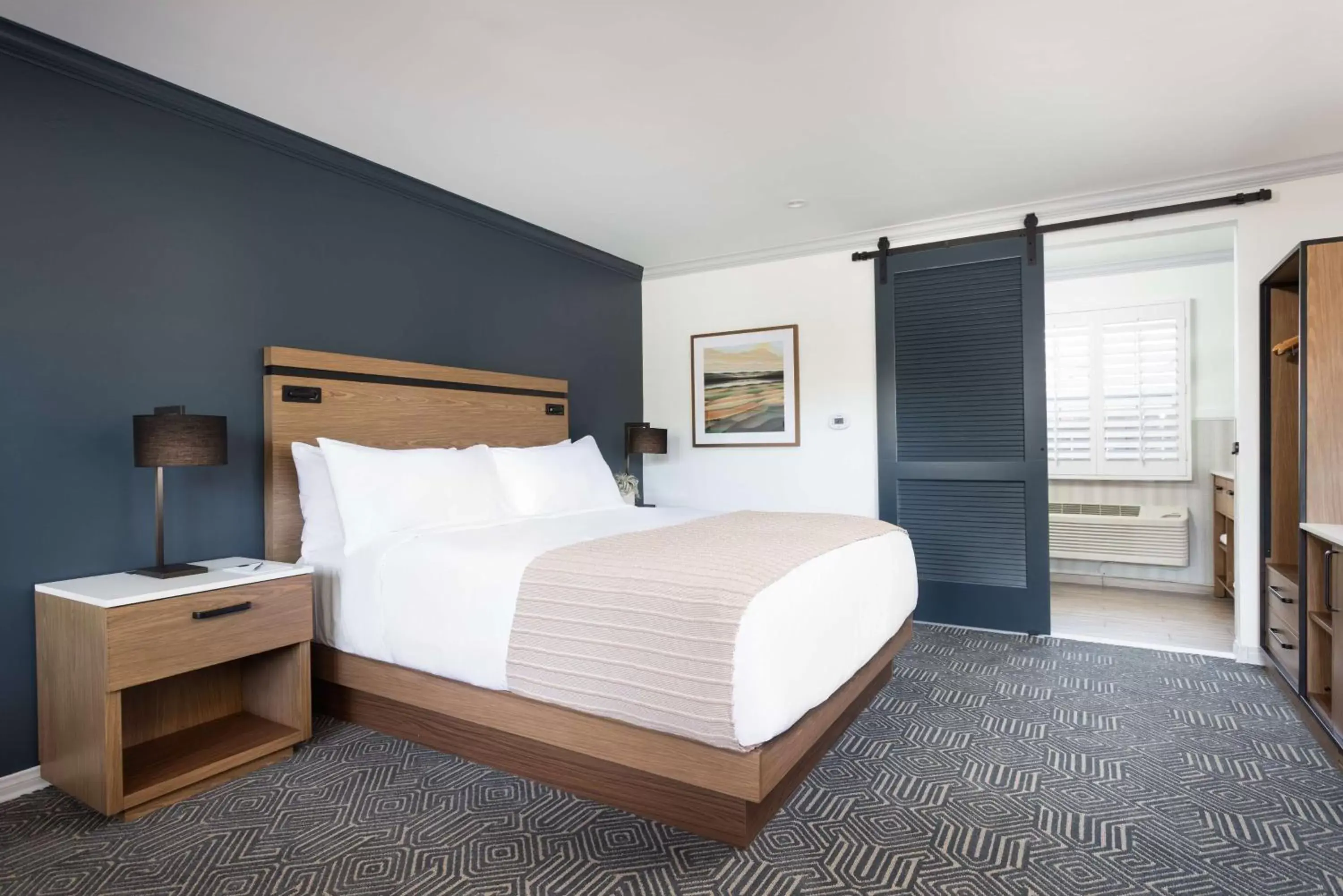 King Room in The Hadsten Solvang, Tapestry Collection by Hilton King Room in The Hadsten Solvang, Tapestry Collection by Hilton