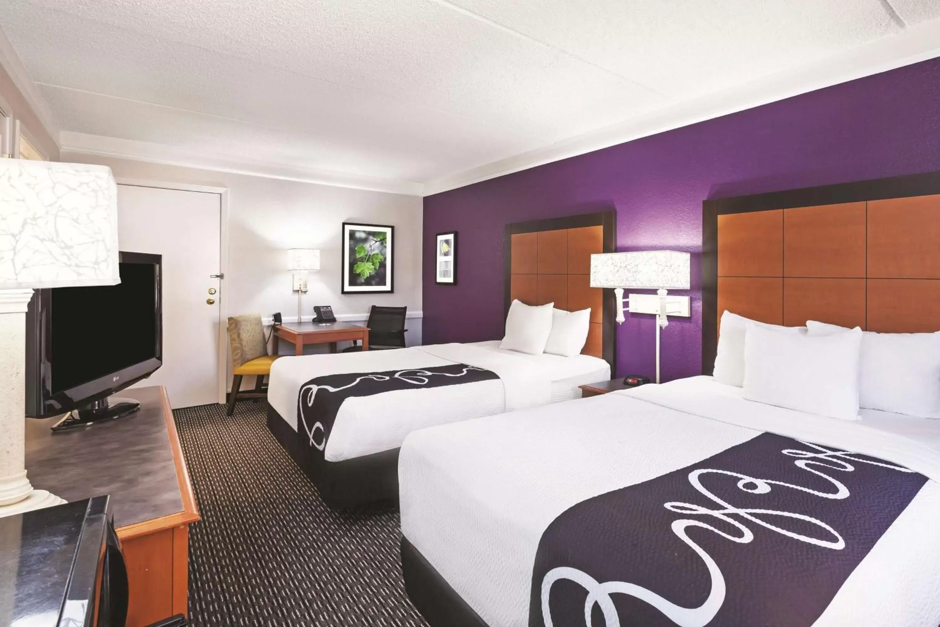 Double Room with Two Double Beds - Mobility Access/Non-Smoking in La Quinta Inn by Wyndham Midland Double Room with Two Double Beds - Mobility Access/Non-Smoking in La Quinta Inn by Wyndham Midland