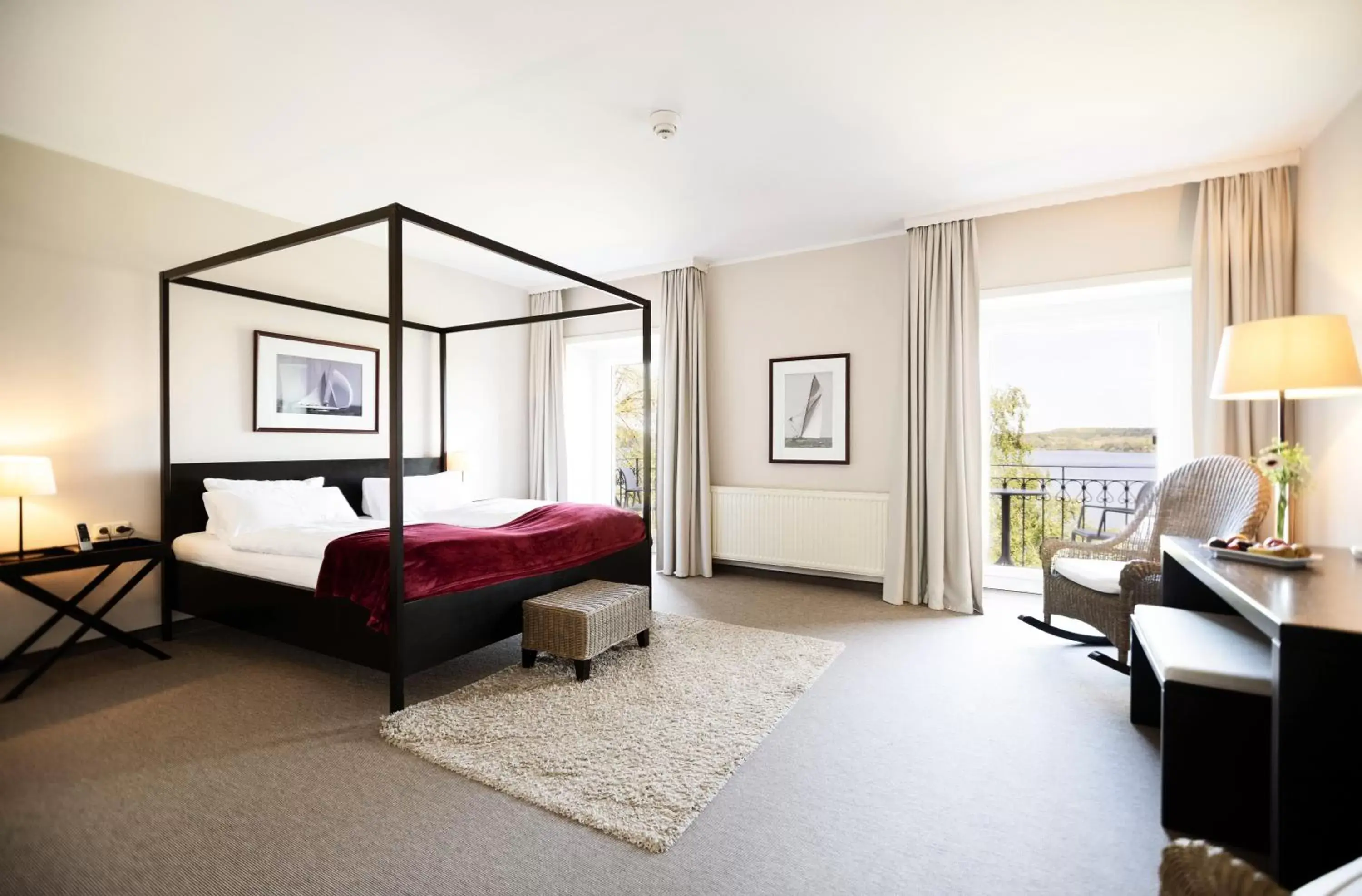 Standard Double Room - Lake View French Balcony in Hotel Dieksee - Collection by Ligula Standard Double Room - Lake View French Balcony in Hotel Dieksee - Collection by Ligula