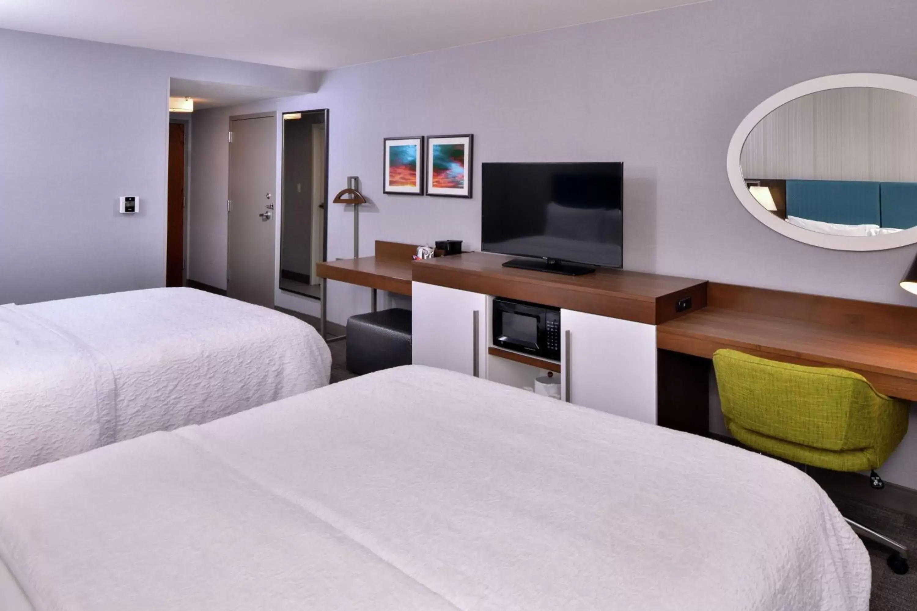 Room with Two Queen Beds - Non-Smoking in Hampton Inn & Suites Carson City Room with Two Queen Beds - Non-Smoking in Hampton Inn & Suites Carson City