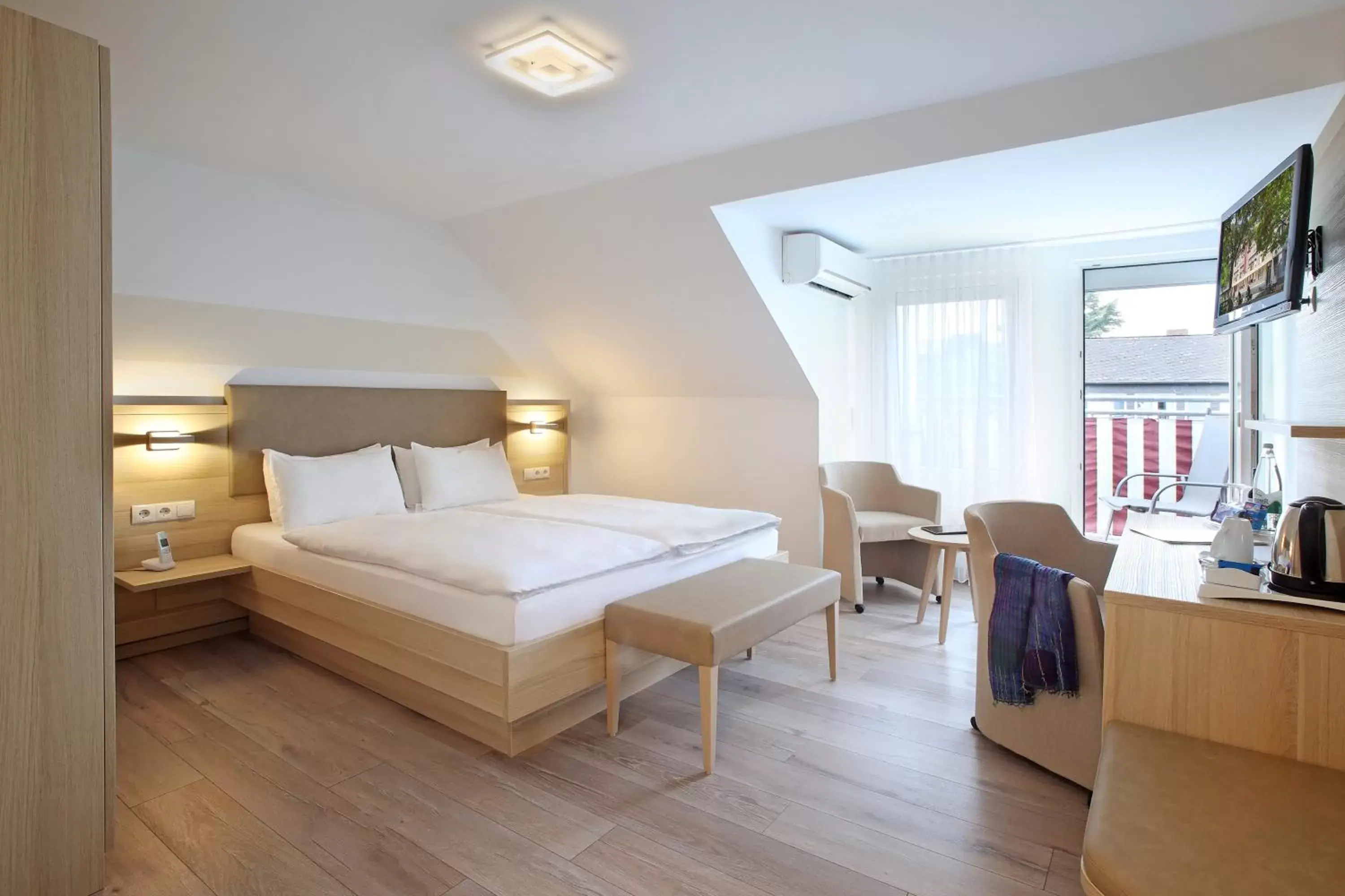 Standard Double or Twin Room in Hotel Brenner Standard Double or Twin Room in Hotel Brenner
