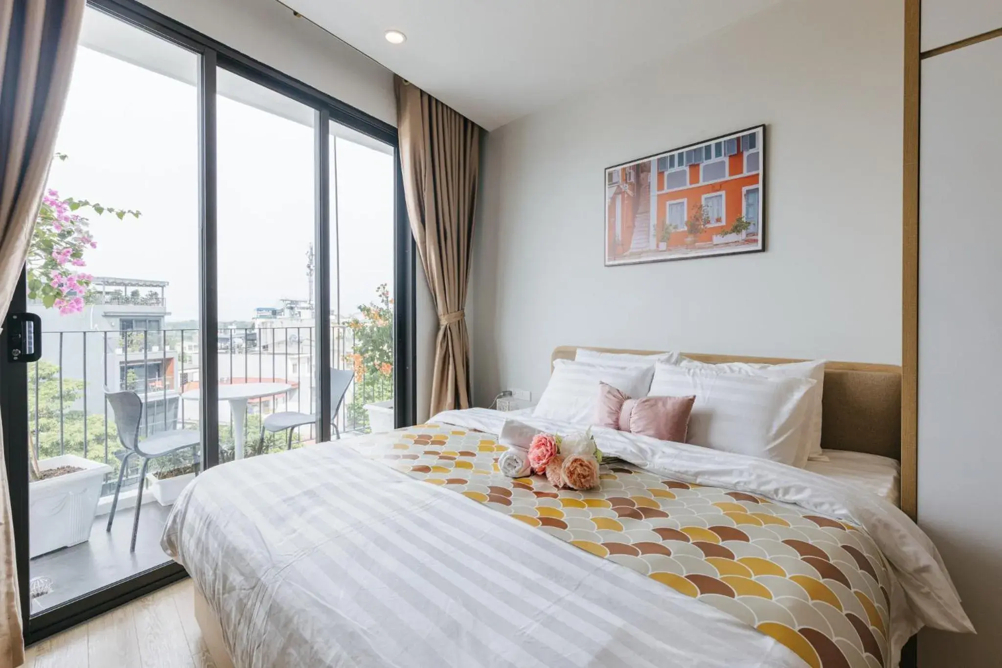 Junior Suite with Balcony - single occupancy in Crescendo Urban Stay - STAY 24h Junior Suite with Balcony - single occupancy in Crescendo Urban Stay - STAY 24h